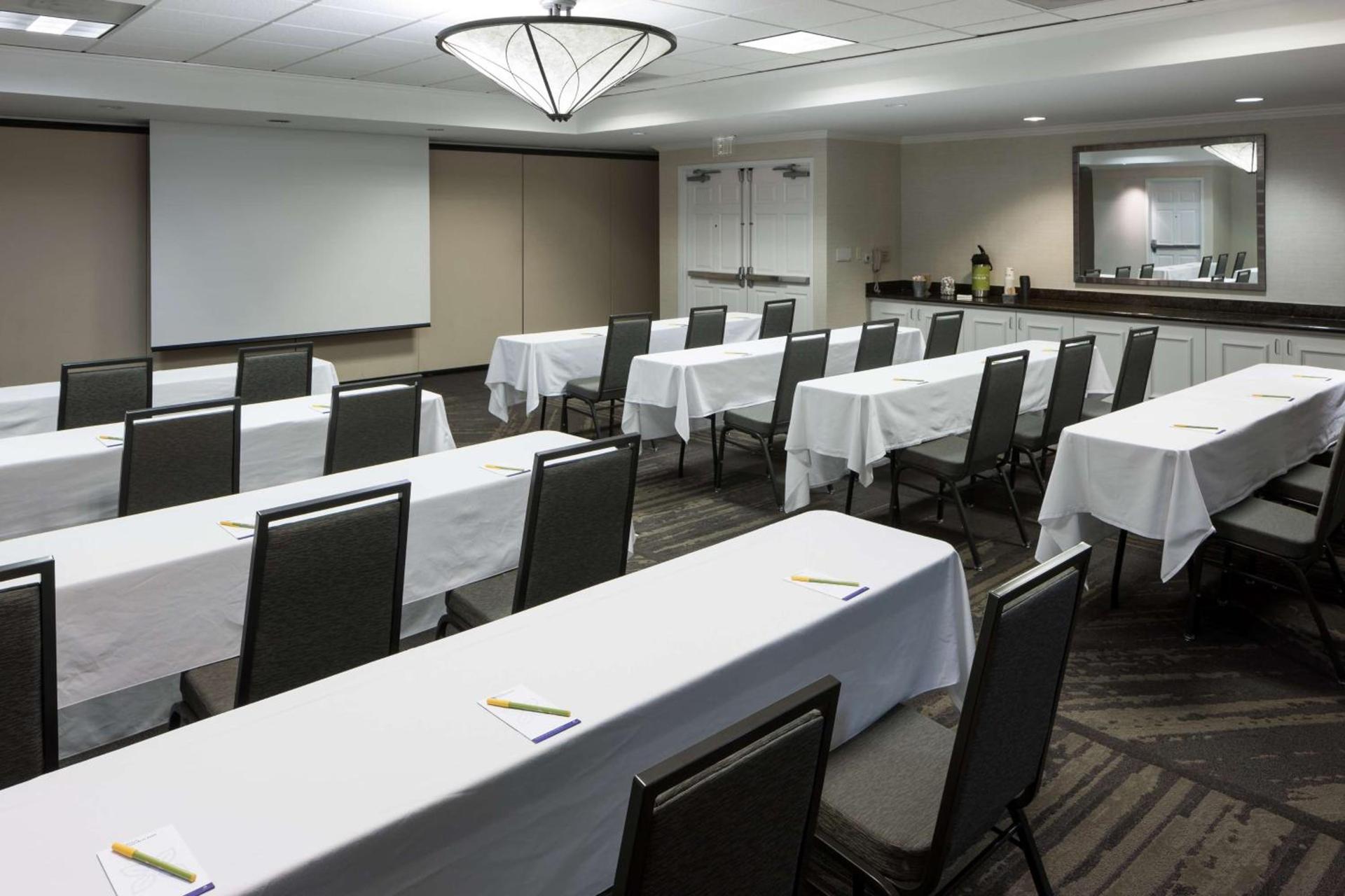 Hilton Garden Inn Tucson Airport photo 12