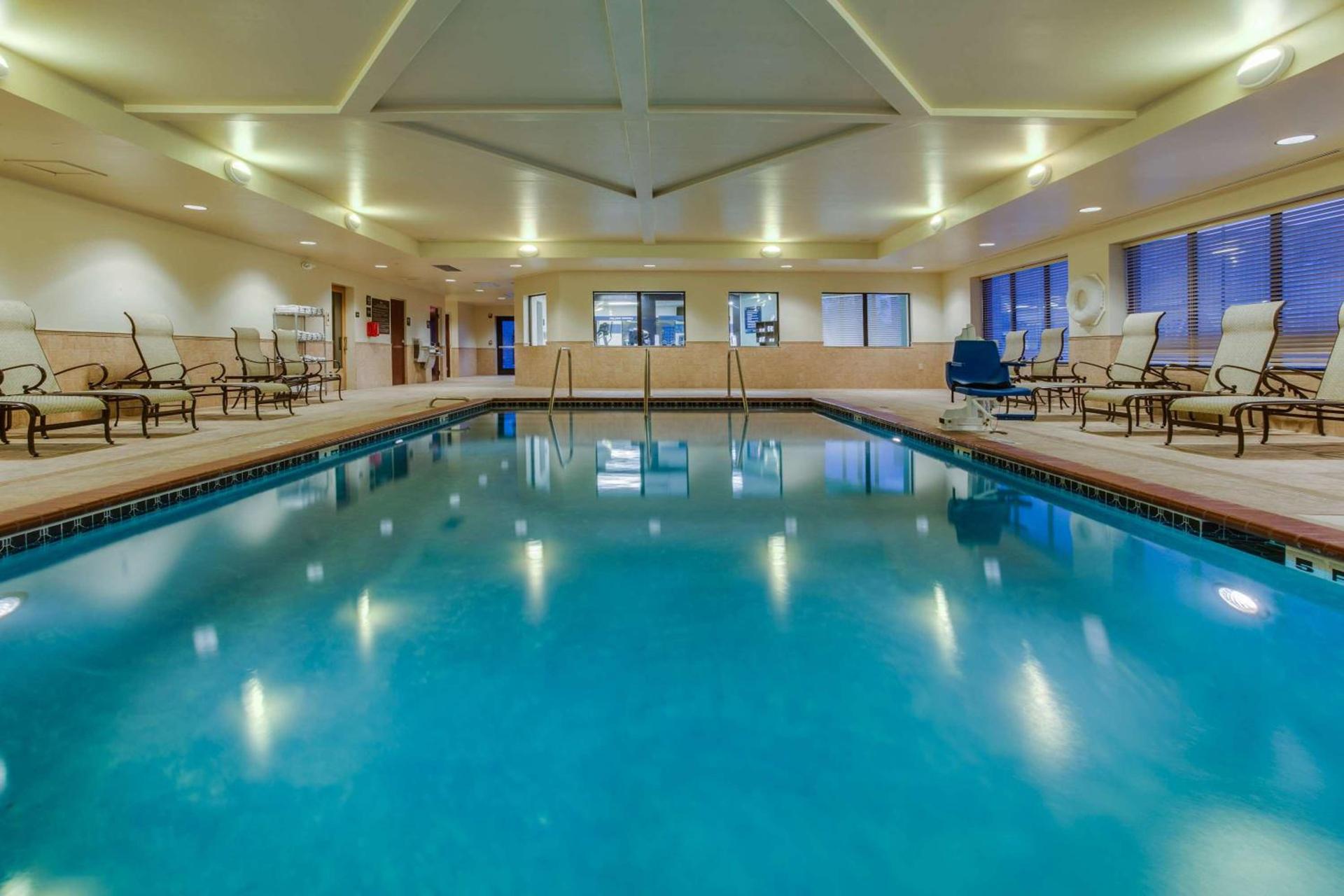 Hampton Inn Bennington photo 9