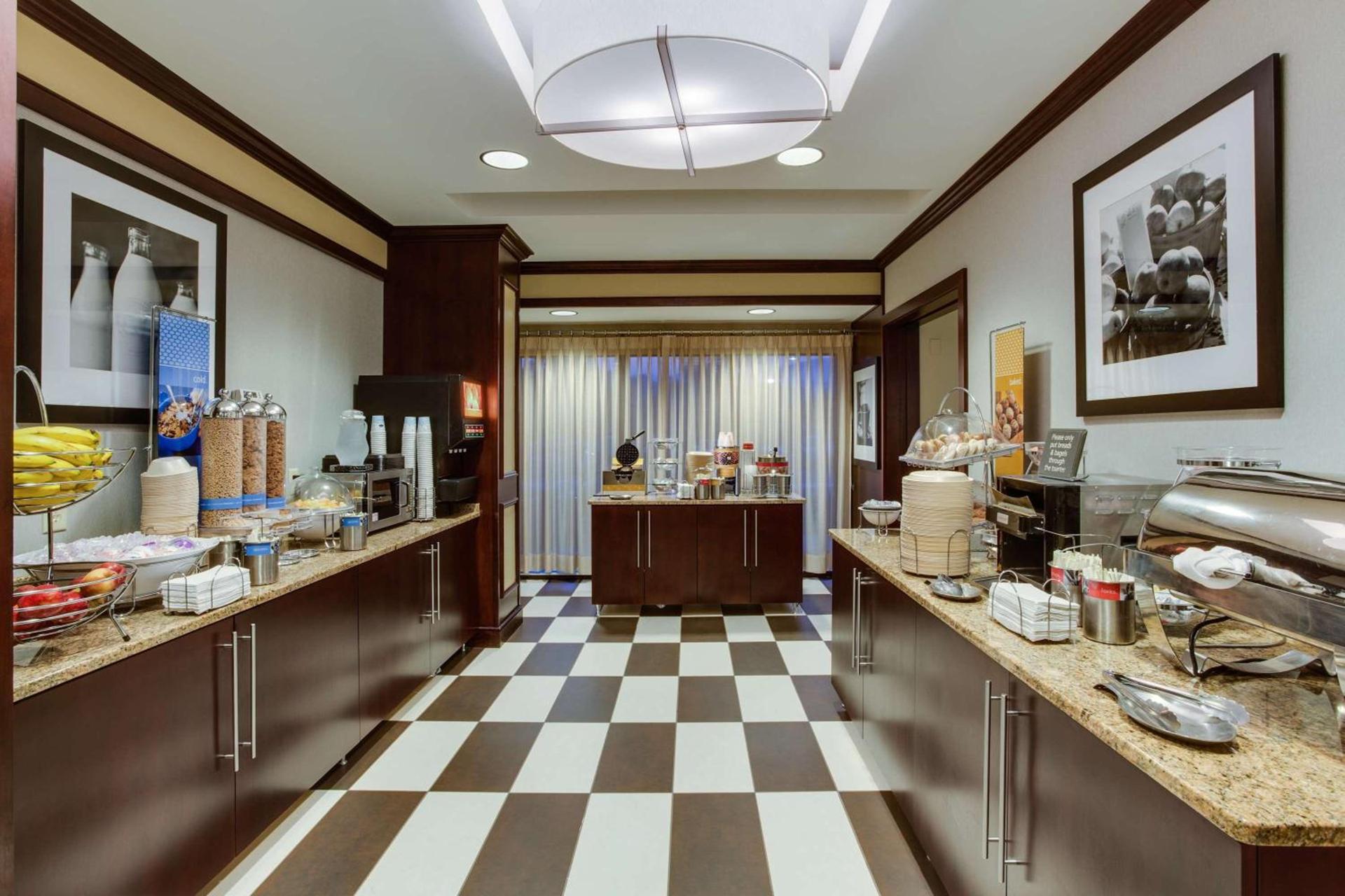 Hampton Inn Bennington photo 10
