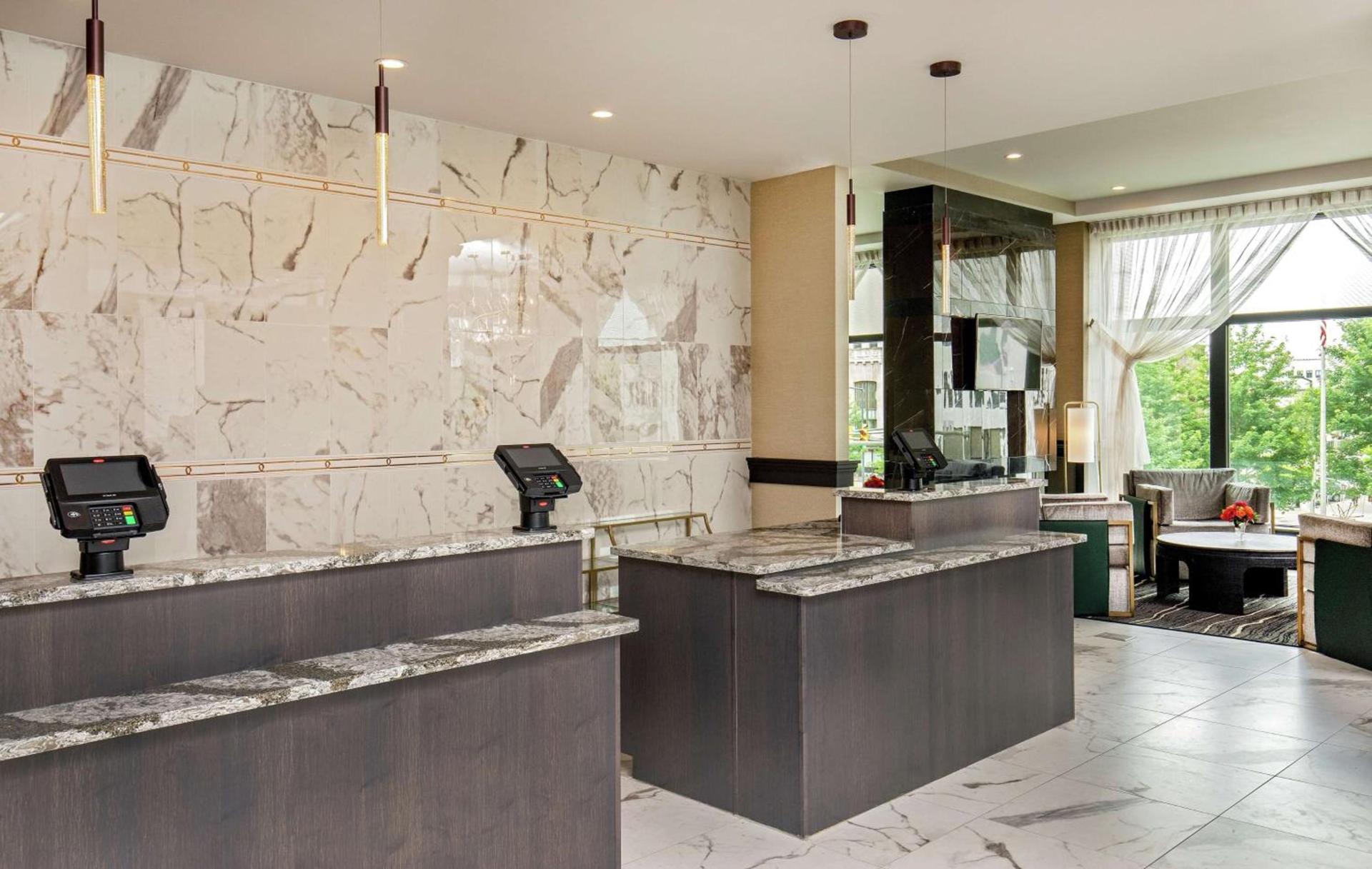 Doubletree By Hilton Youngstown Downtown photo 22