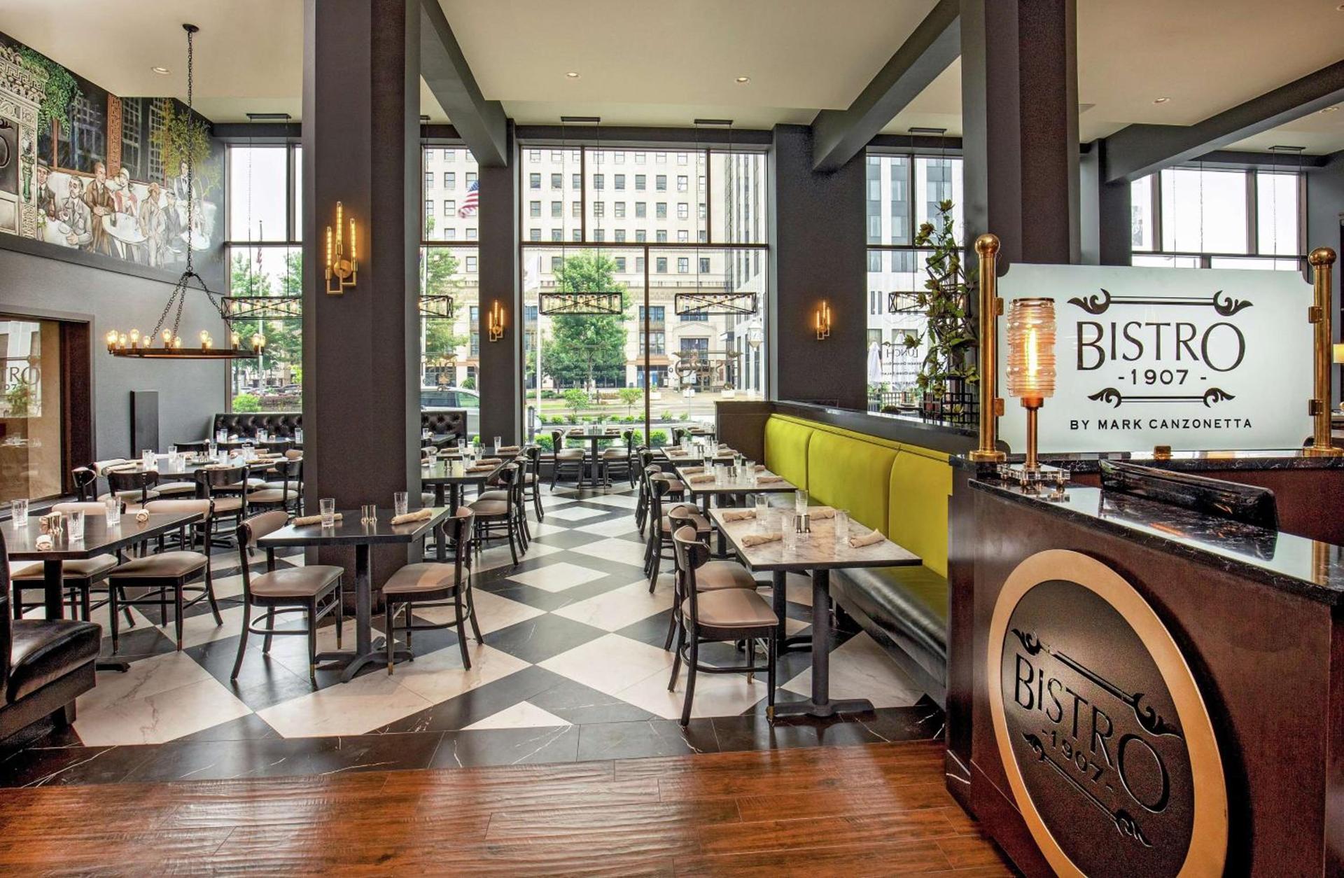 Doubletree By Hilton Youngstown Downtown photo 23