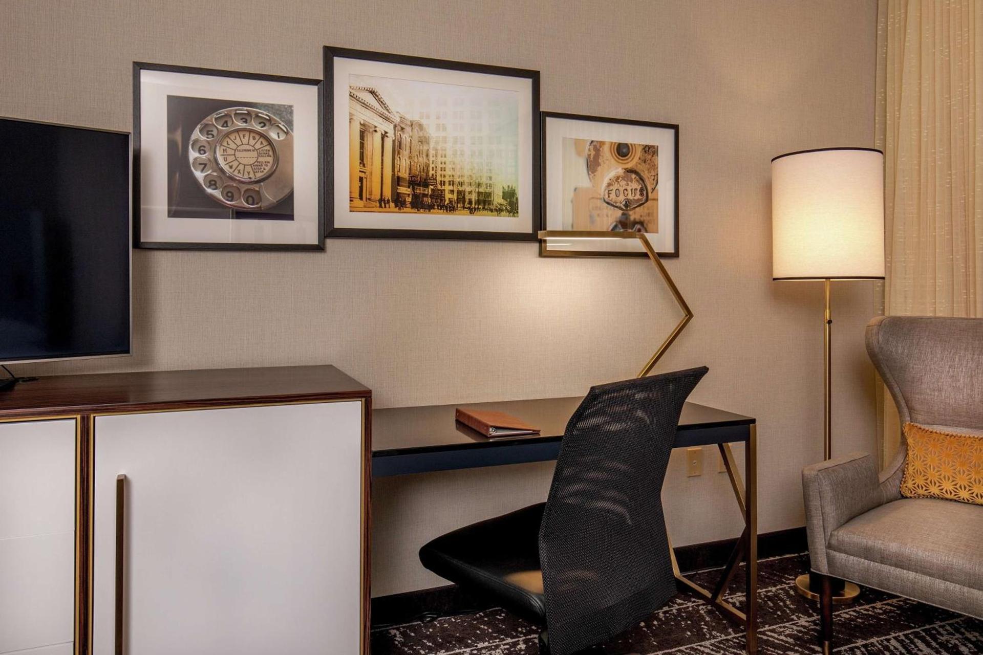 Doubletree By Hilton Youngstown Downtown photo 29