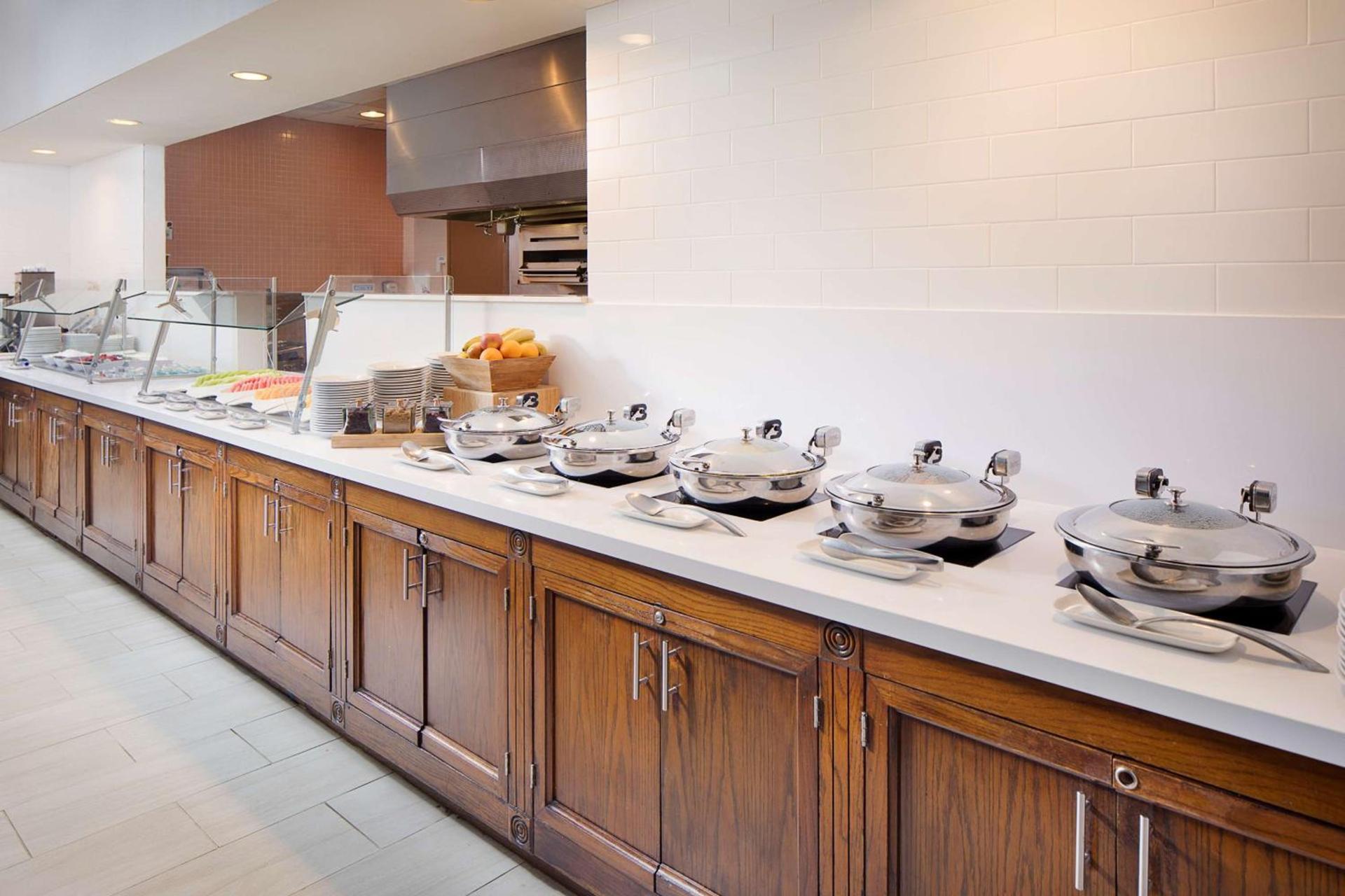 DoubleTree by Hilton Los Angeles/Commerce photo 8