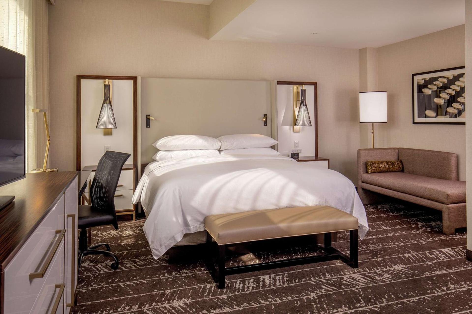 Doubletree By Hilton Youngstown Downtown photo 5