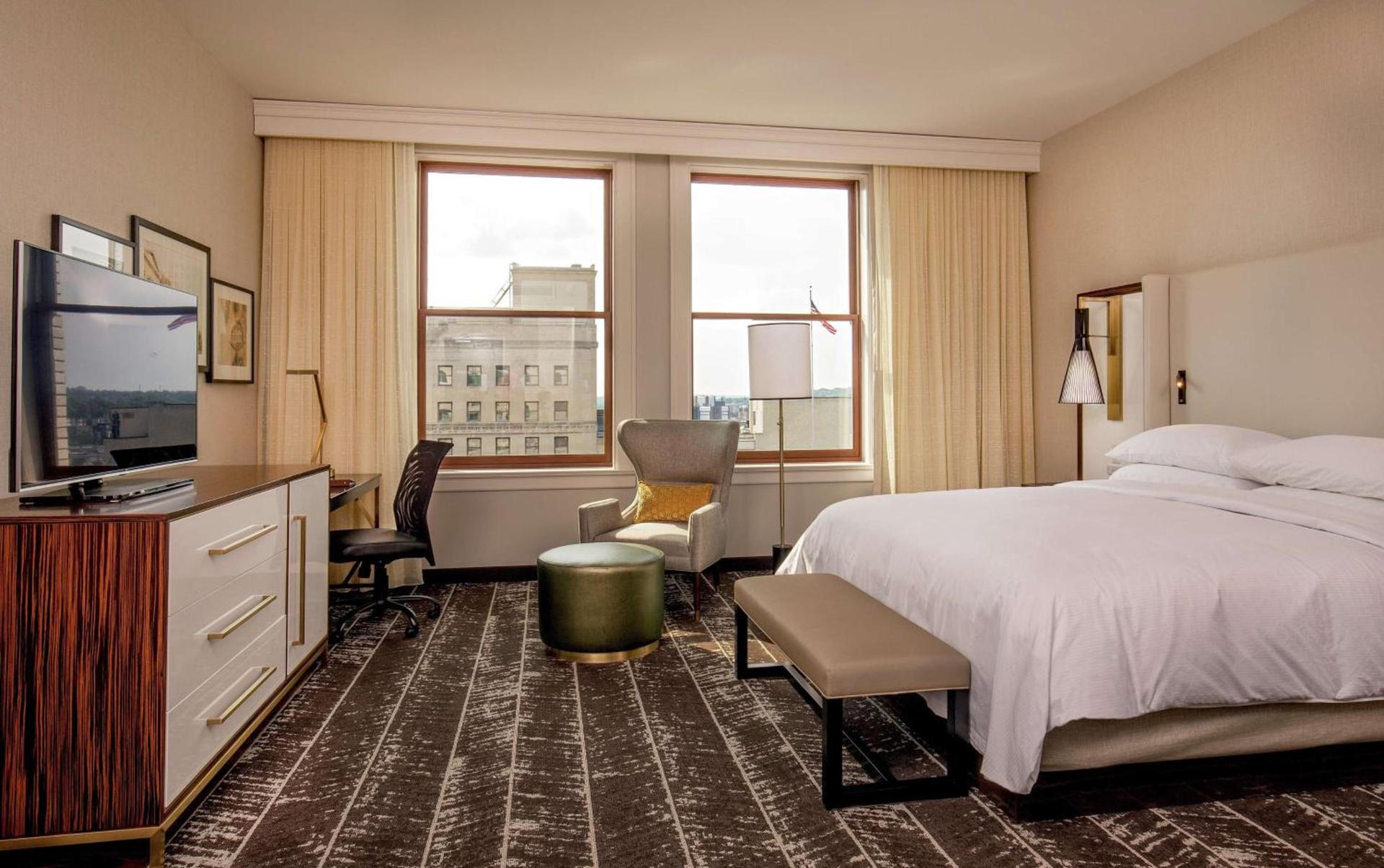 Doubletree By Hilton Youngstown Downtown photo 6