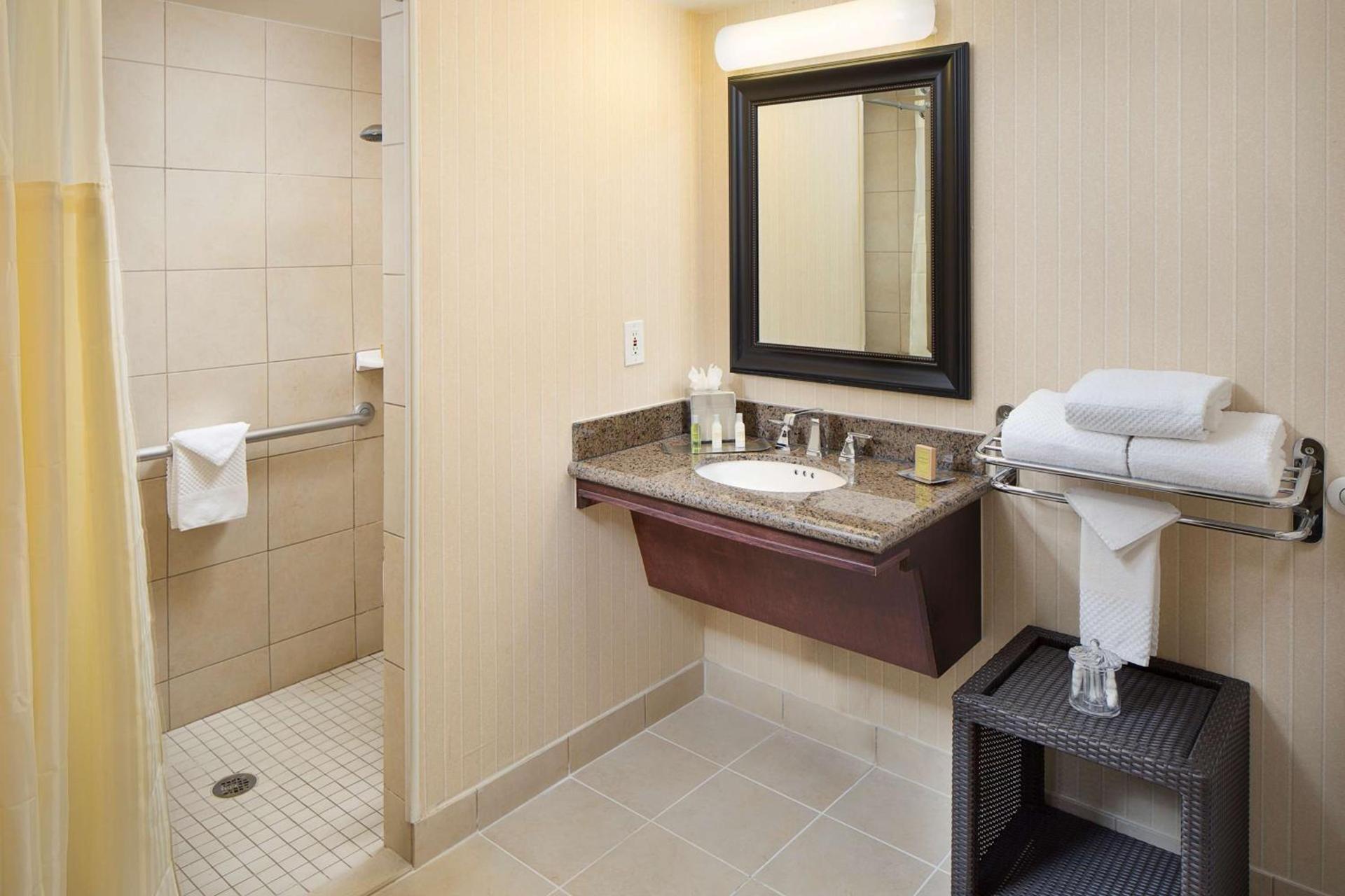 DoubleTree by Hilton Los Angeles/Commerce photo 21