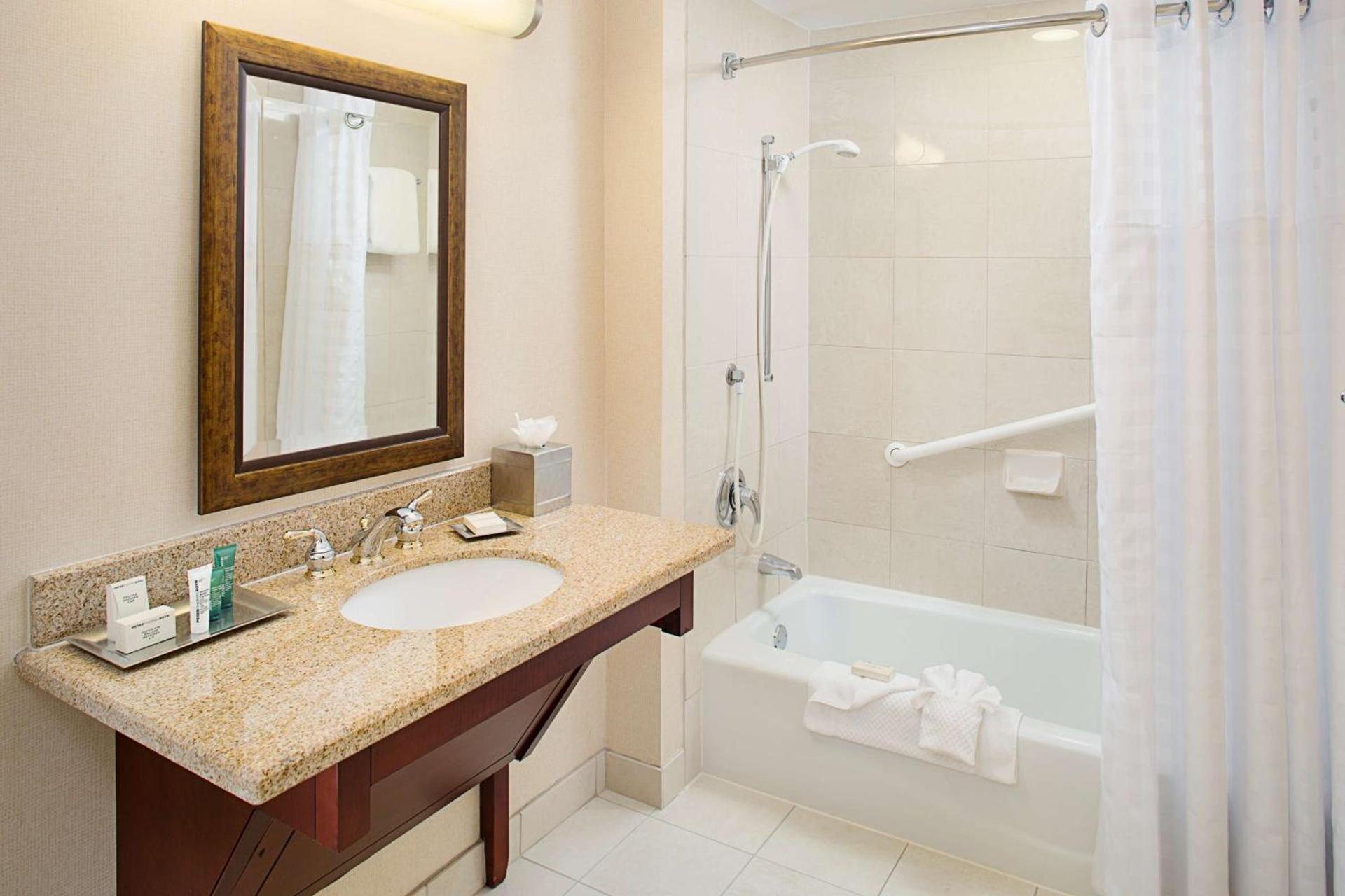 Hilton Providence photo 23
