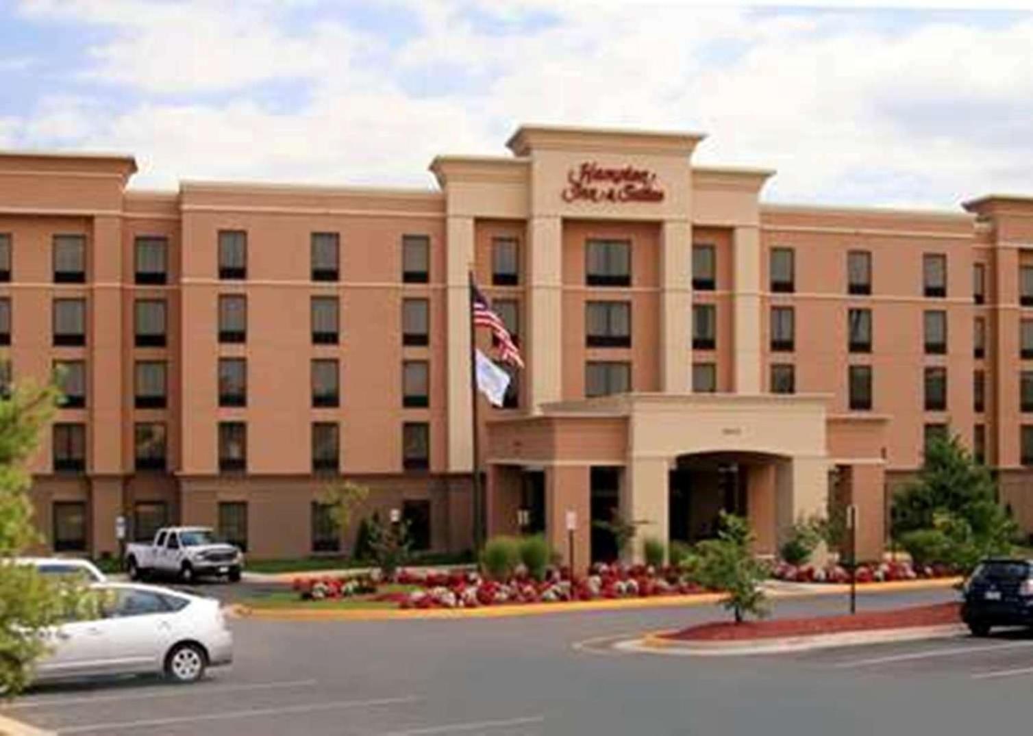 Hampton Inn and Suites Fredericksburg South photo 3