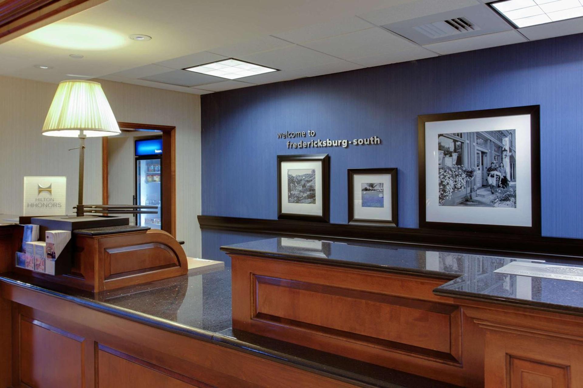 Hampton Inn and Suites Fredericksburg South photo 6