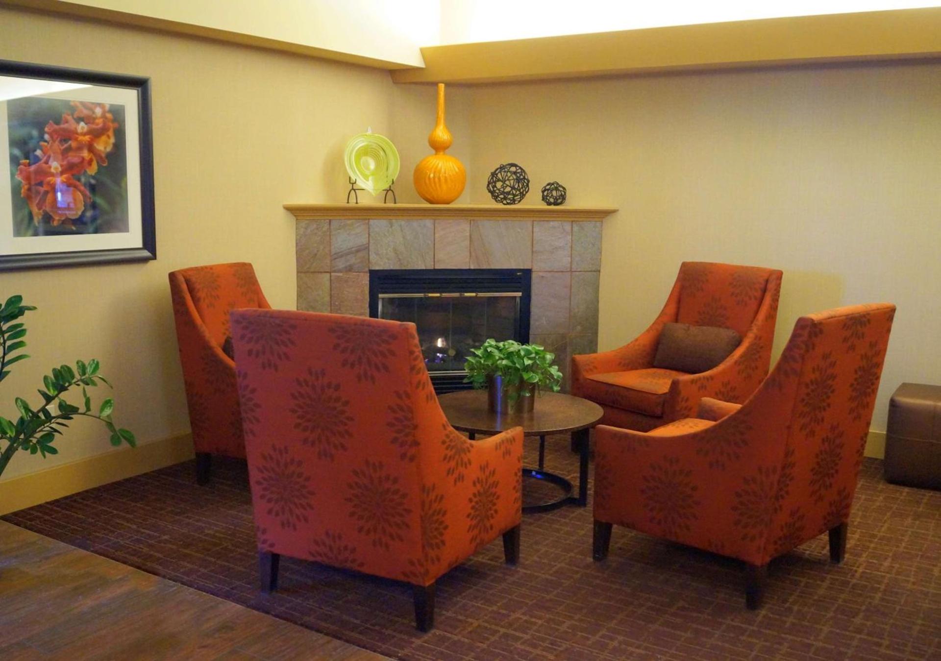 Hampton Inn Altoona photo 2