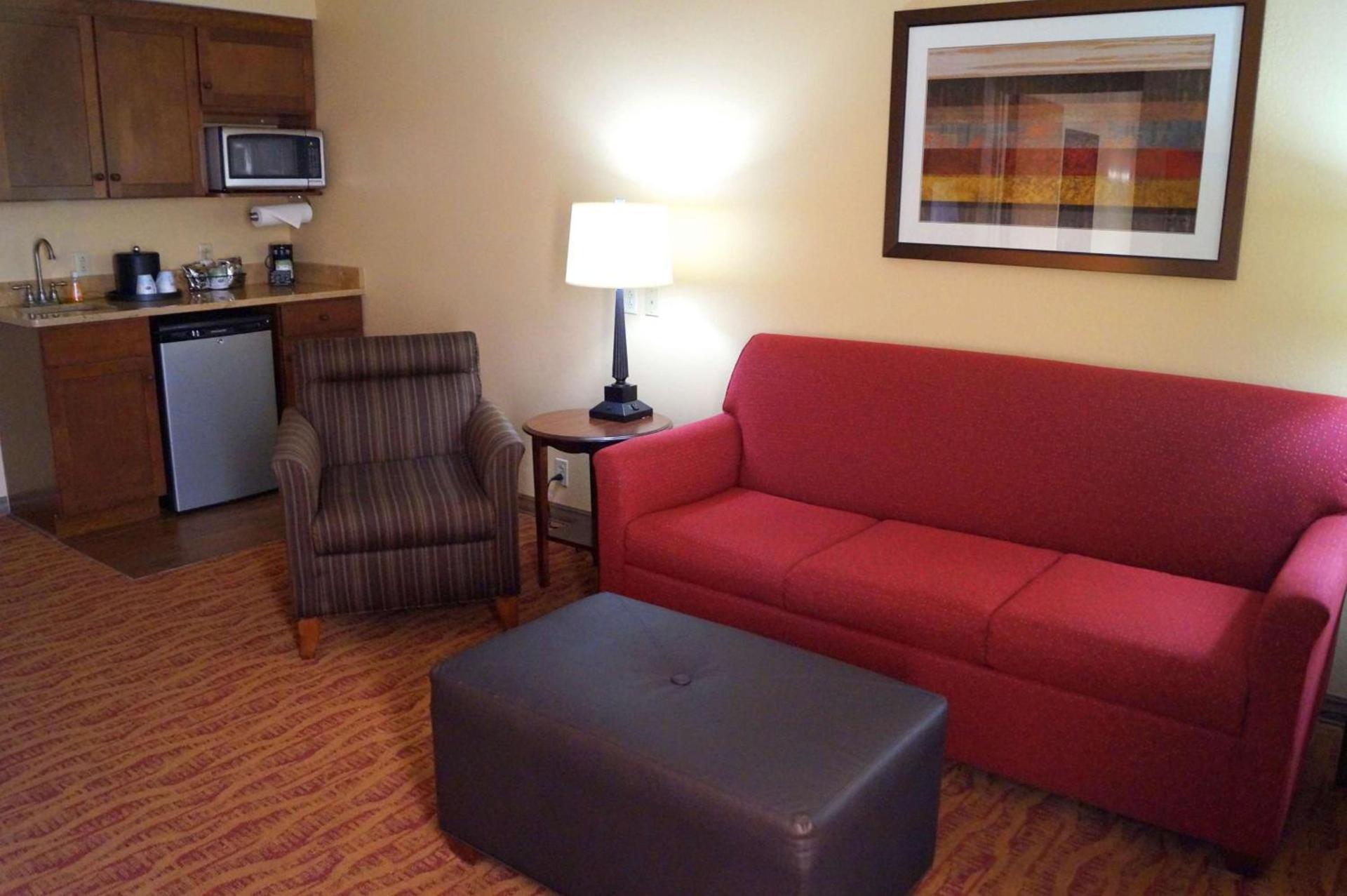 Hampton Inn Altoona photo 6