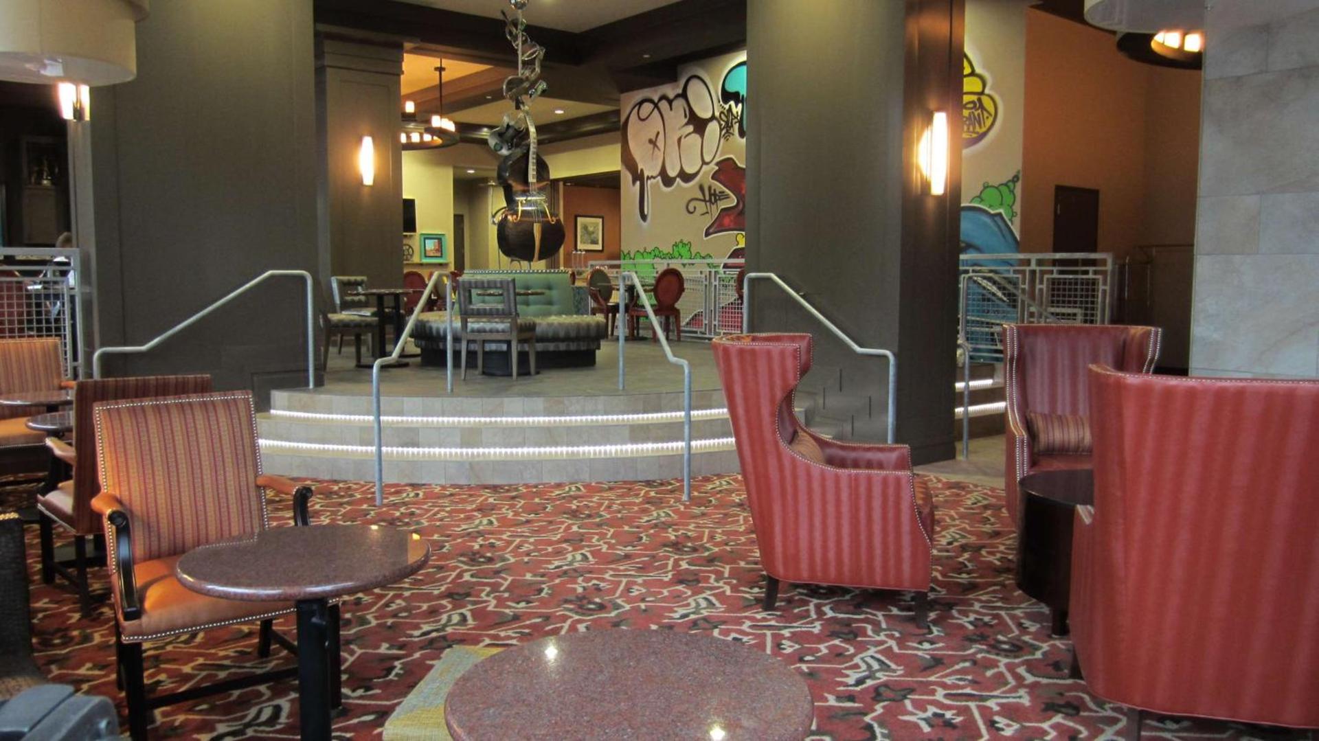 Hampton Inn and Suites Austin University Capitol photo 4