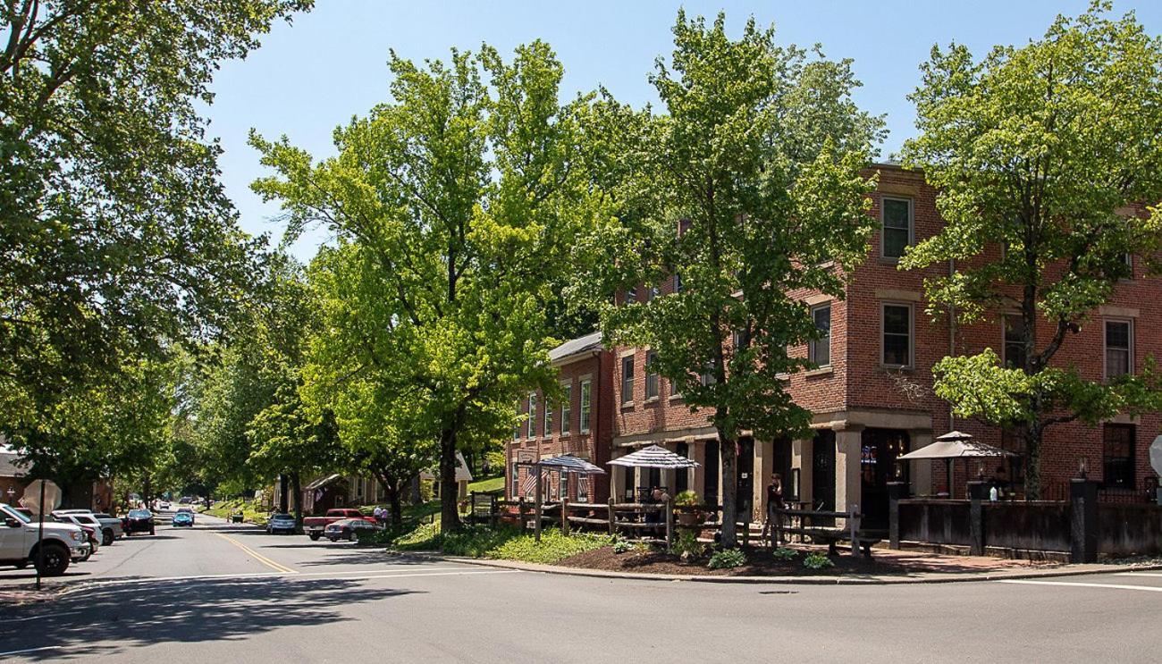 Country Squire inn and suites photo 36