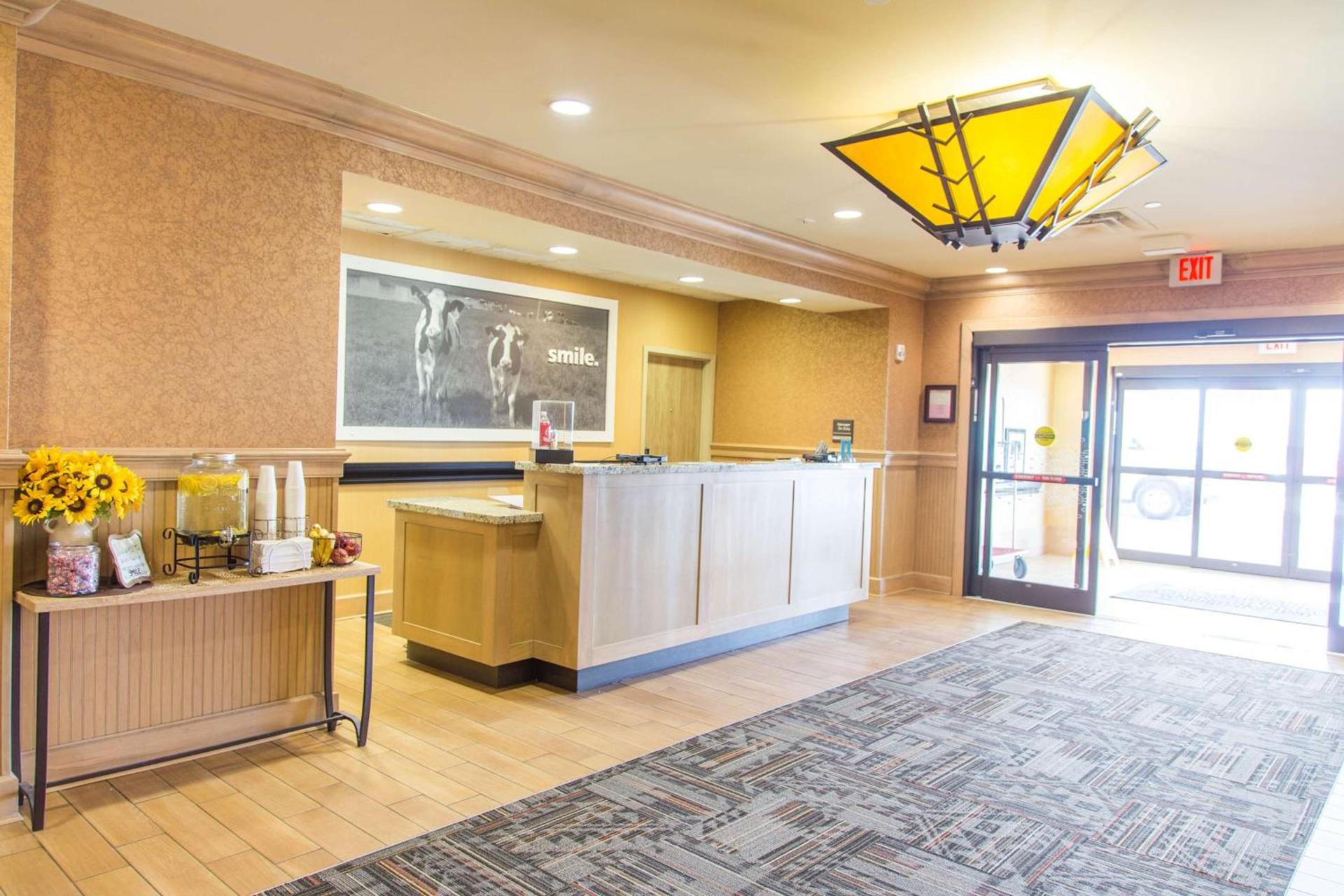 Hampton Inn & Suites by Hilton Dodge City Boot Hill Casino photo 4
