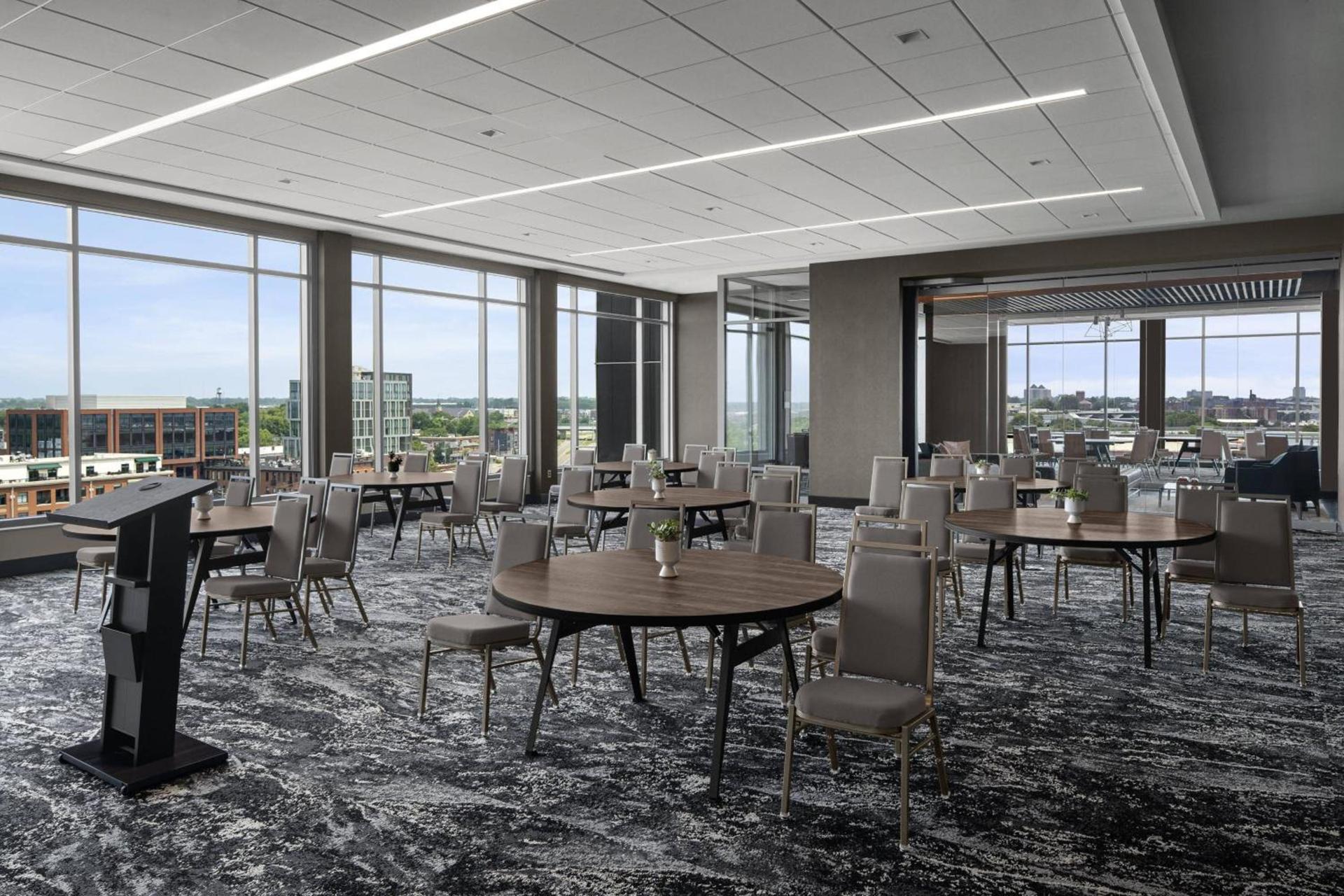 AC Hotel by Marriott Columbus Downtown photo 42