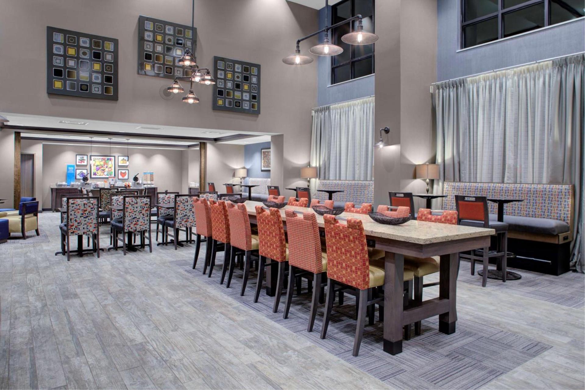 Hampton Inn & Suites by Hilton Columbus Scioto Downs photo 12