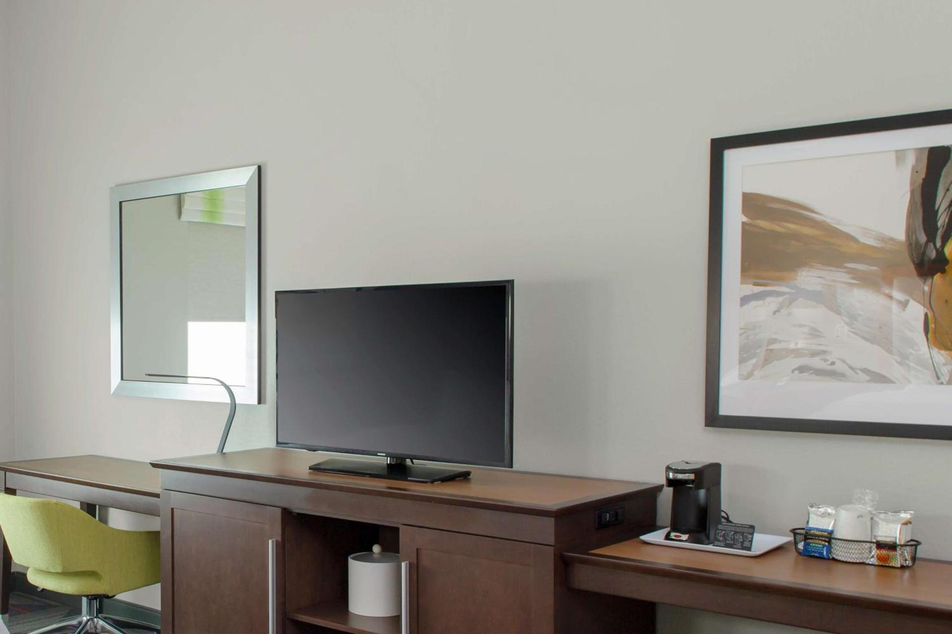 Hampton Inn & Suites by Hilton Columbus Scioto Downs photo 22