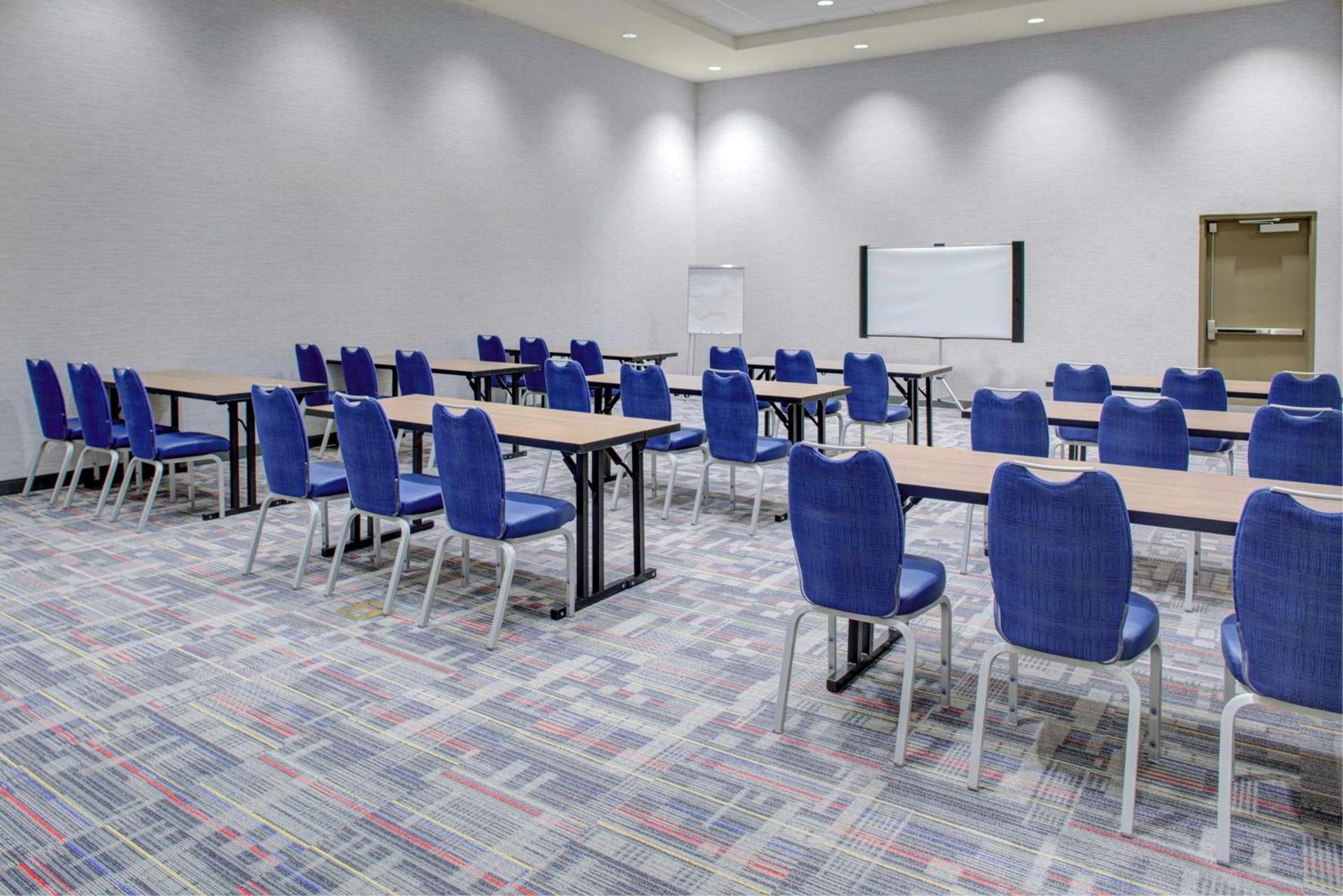 Hampton Inn & Suites by Hilton Columbus Scioto Downs photo 43