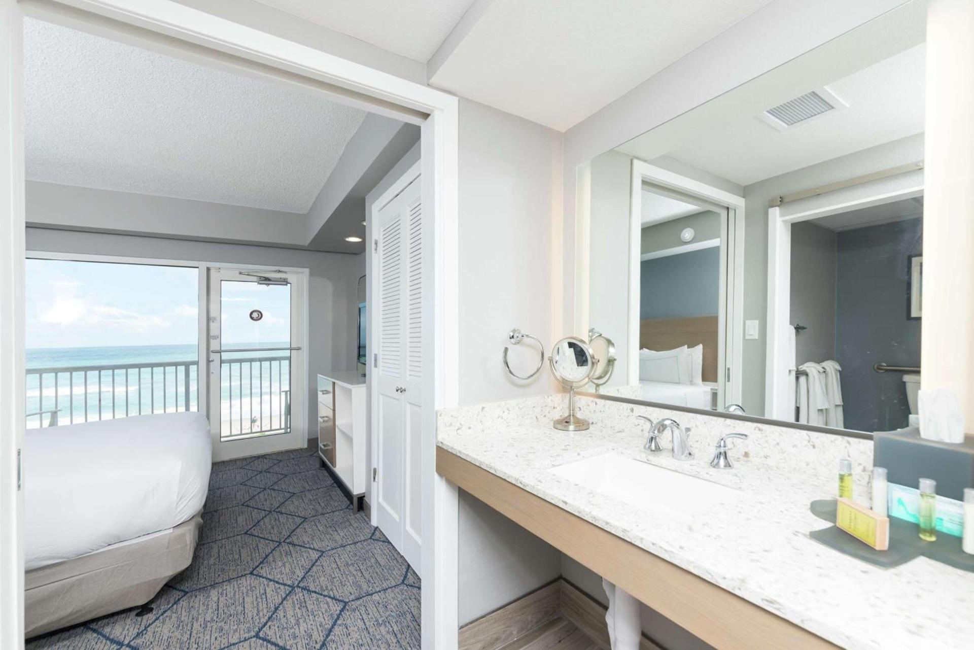 DoubleTree Suites by Hilton Melbourne Beach Oceanfront photo 23