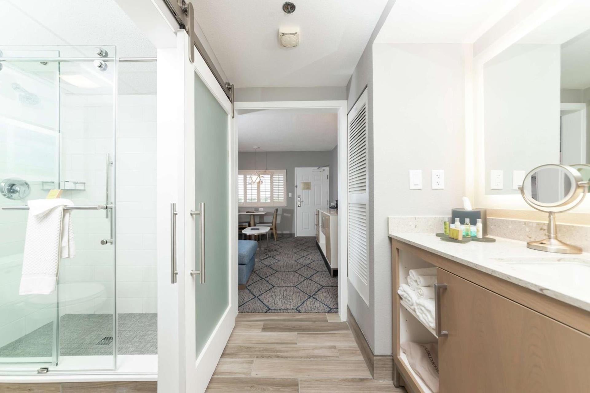 DoubleTree Suites by Hilton Melbourne Beach Oceanfront photo 41