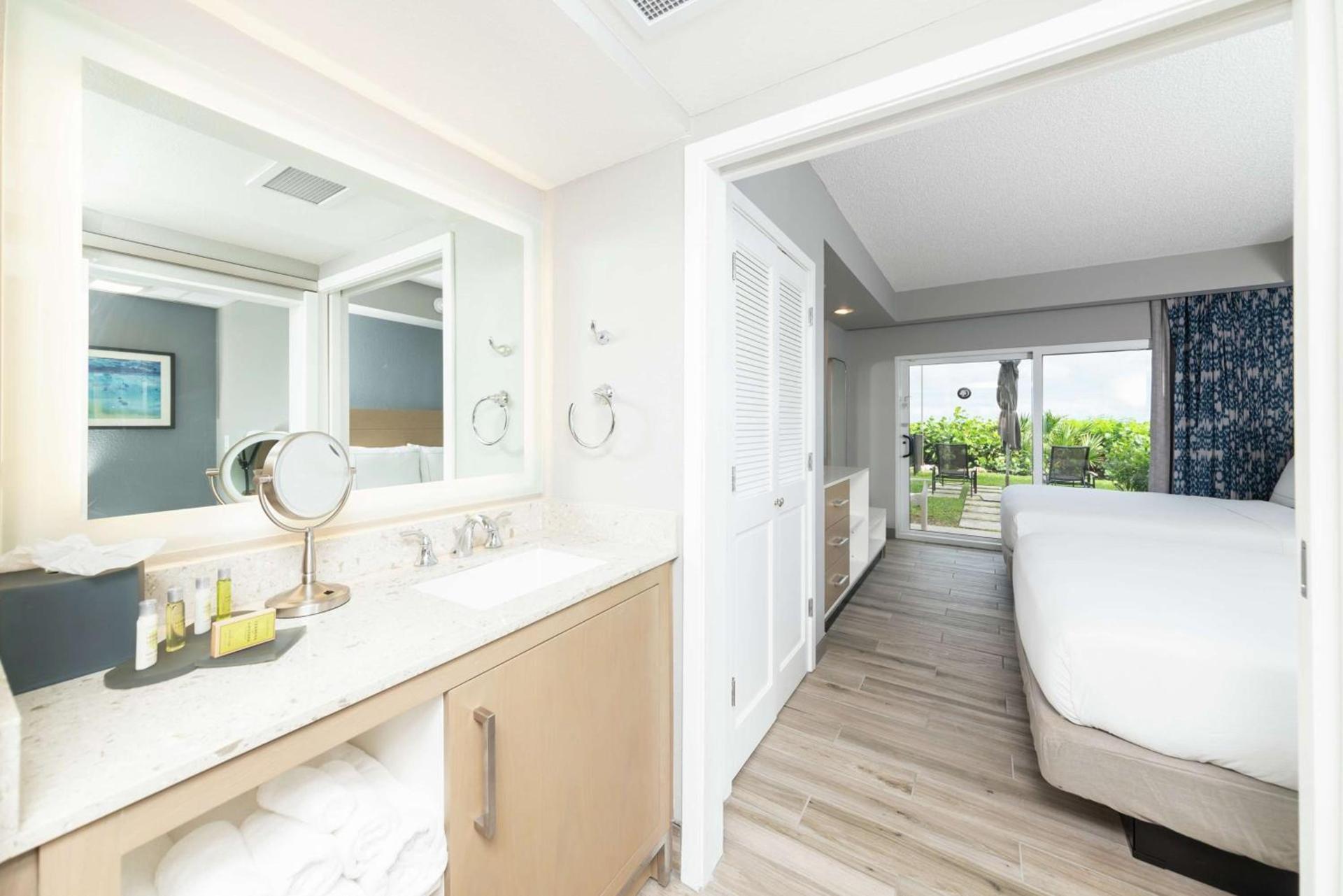 DoubleTree Suites by Hilton Melbourne Beach Oceanfront photo 54