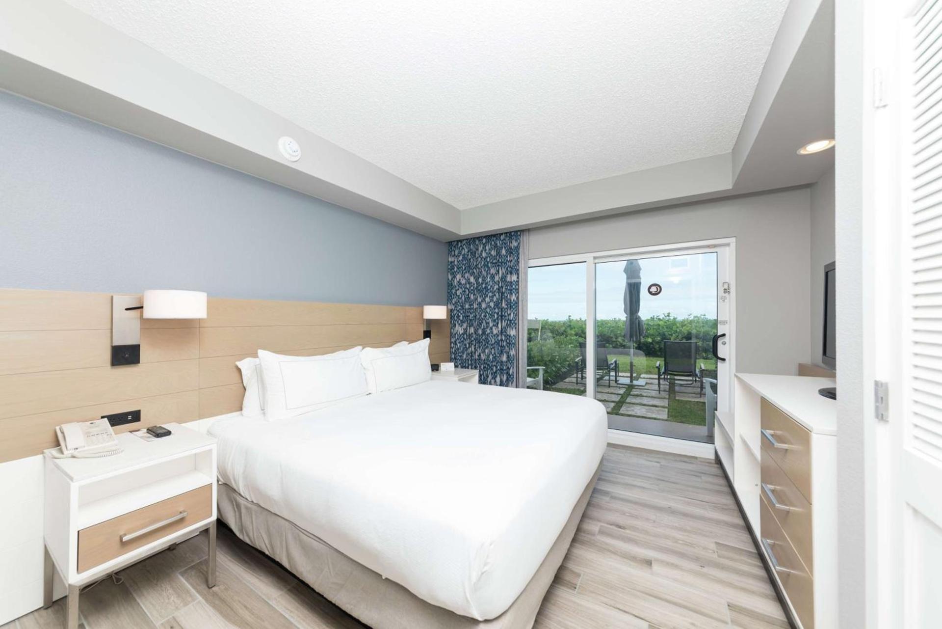 DoubleTree Suites by Hilton Melbourne Beach Oceanfront photo 62