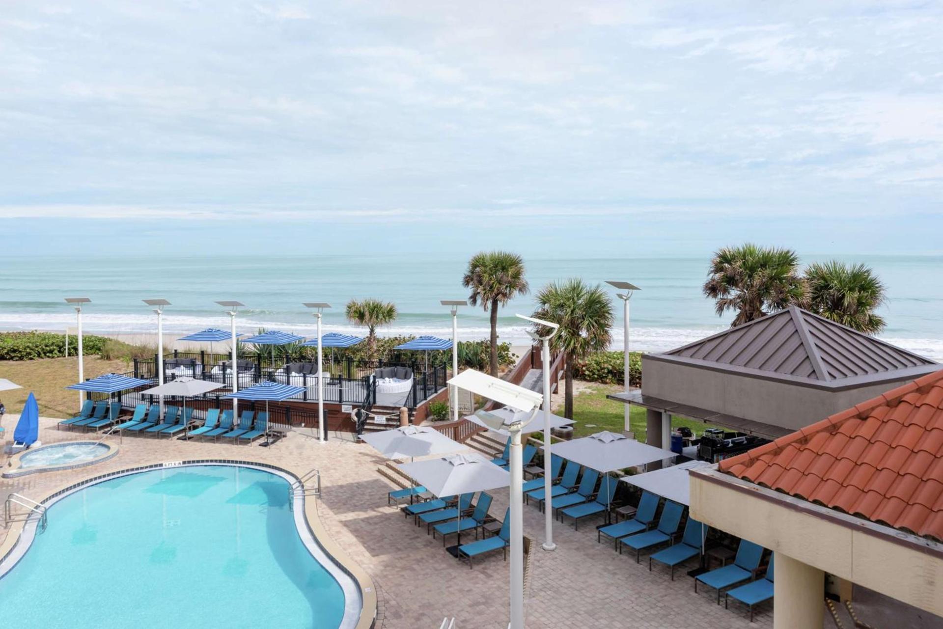 Hilton Melbourne Beach Oceanfront photo 8