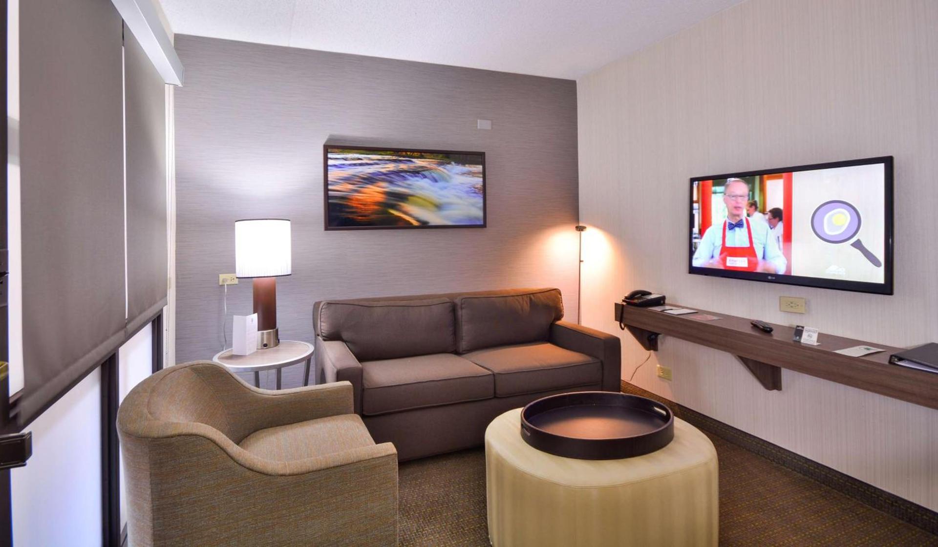 Embassy Suites by Hilton Denver Central Park photo 28