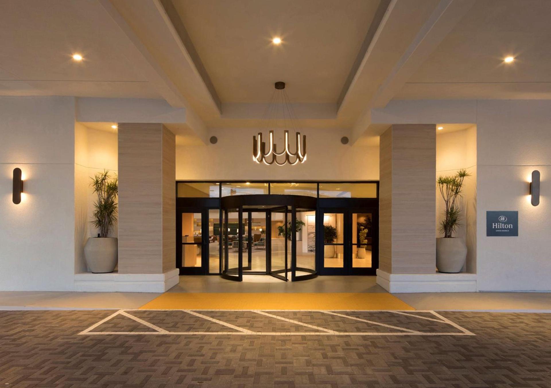 Hilton Santa Monica photo 3