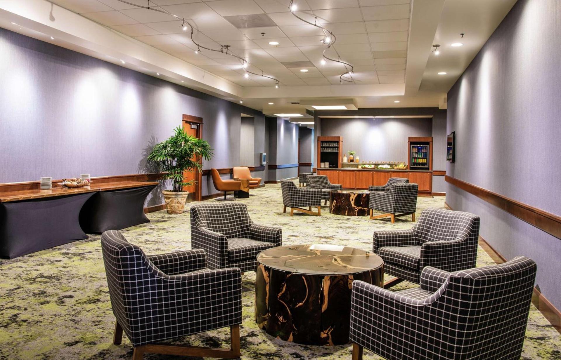 DoubleTree by Hilton Portland photo 6