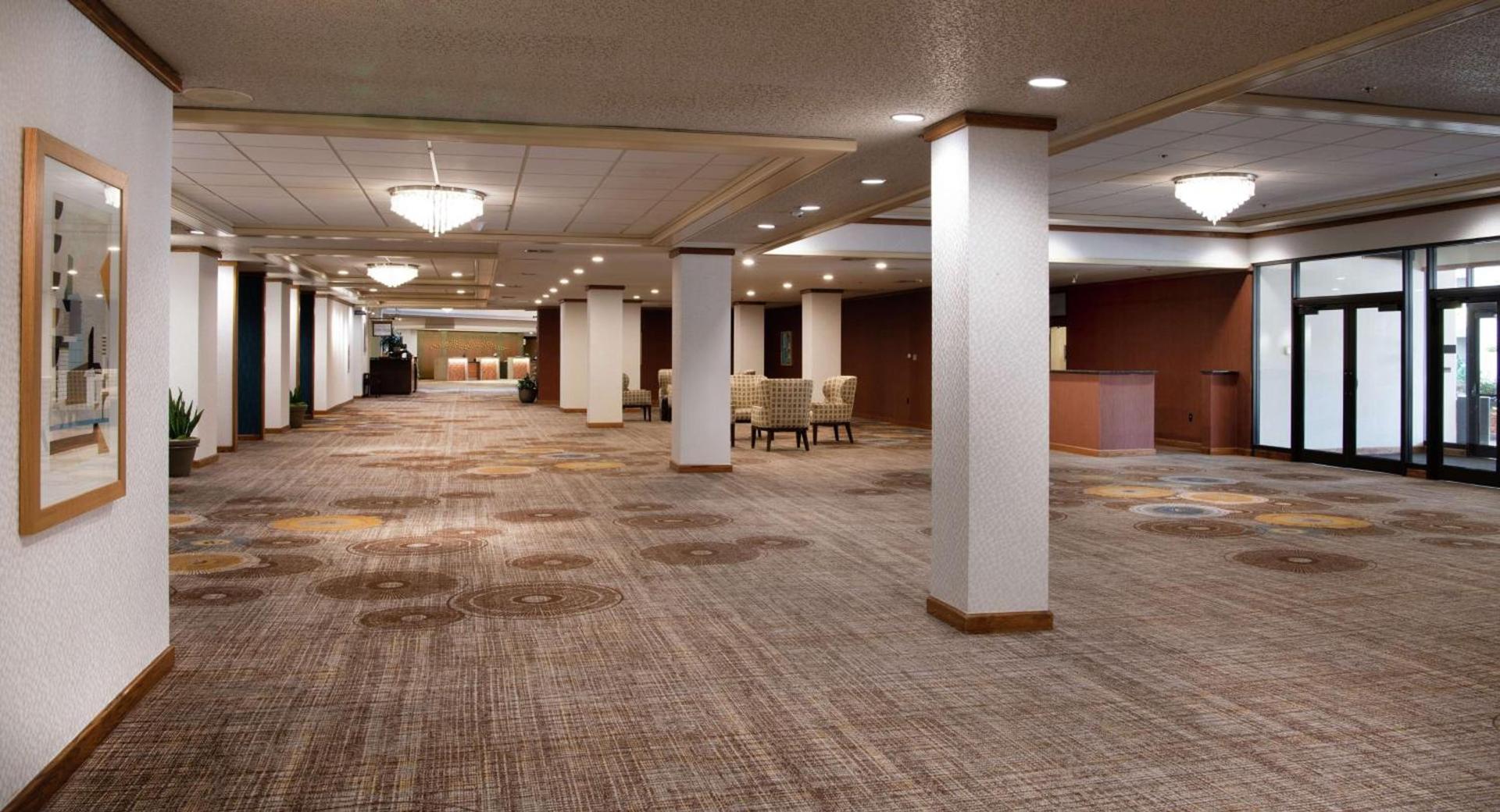 DoubleTree by Hilton Portland photo 11