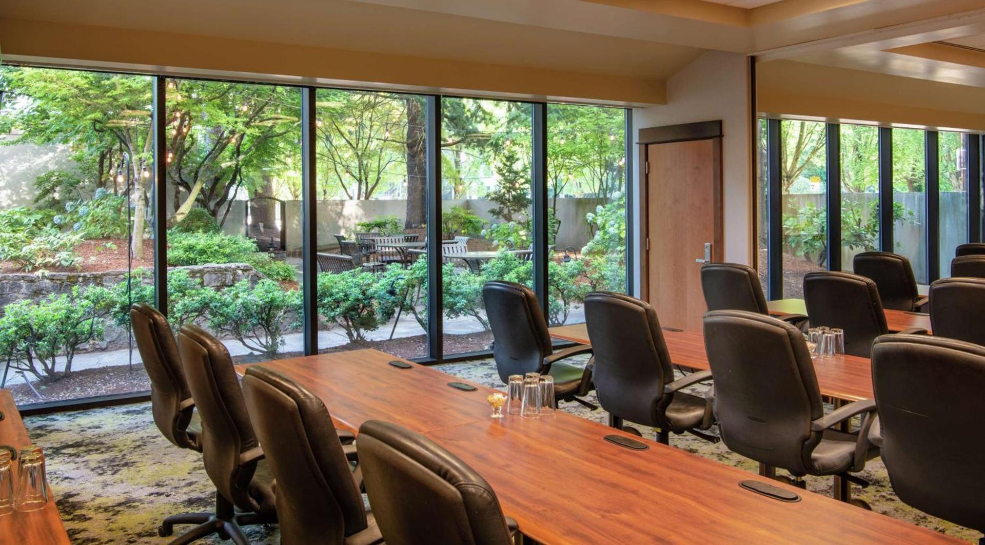 DoubleTree by Hilton Portland photo 86