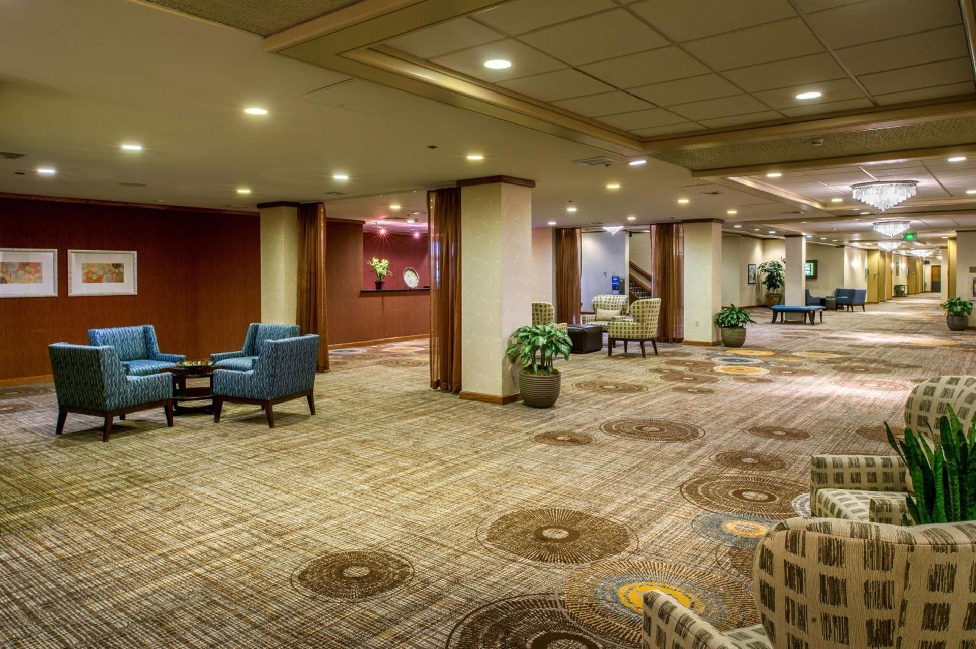 DoubleTree by Hilton Portland photo 91