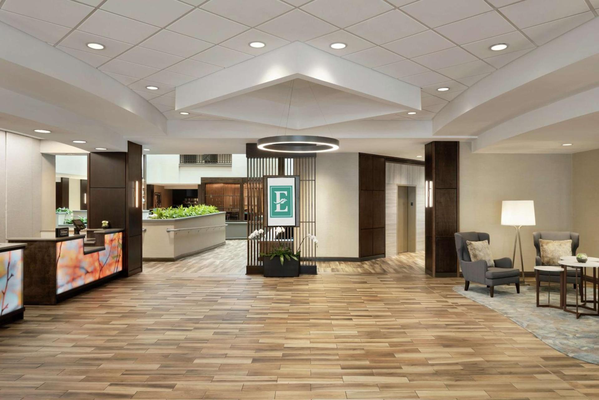 Embassy Suites by Hilton Atlanta Alpharetta photo 7