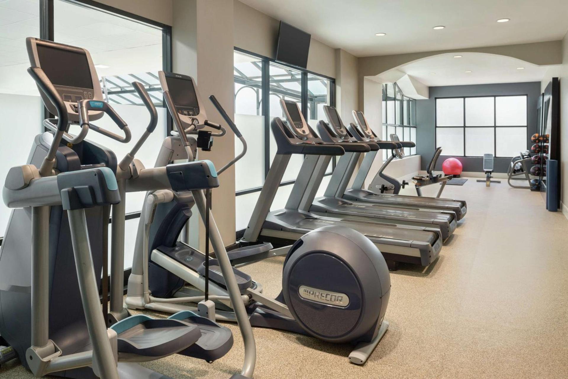 Embassy Suites by Hilton Atlanta Alpharetta photo 17