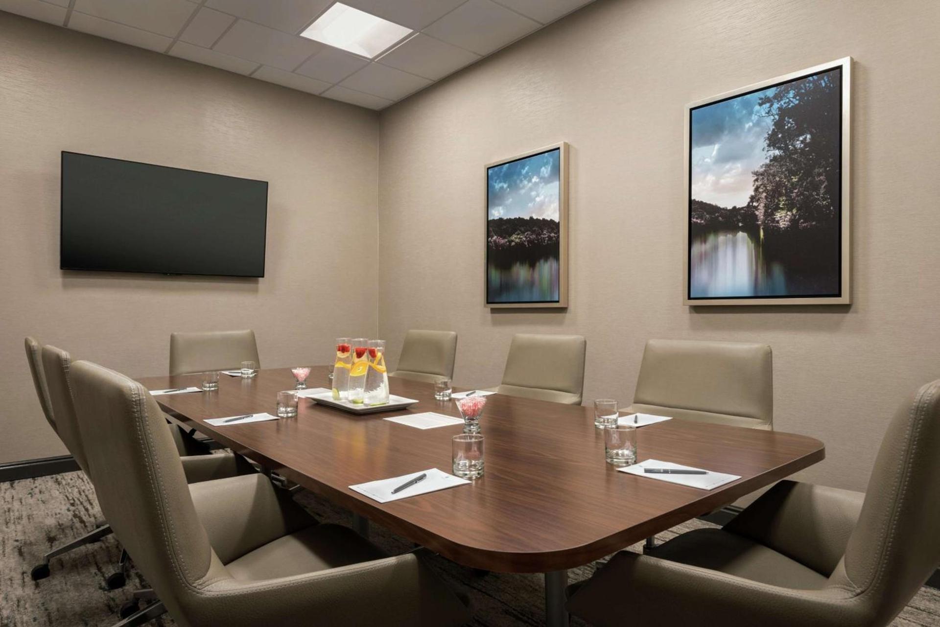 Embassy Suites by Hilton Atlanta Alpharetta photo 29