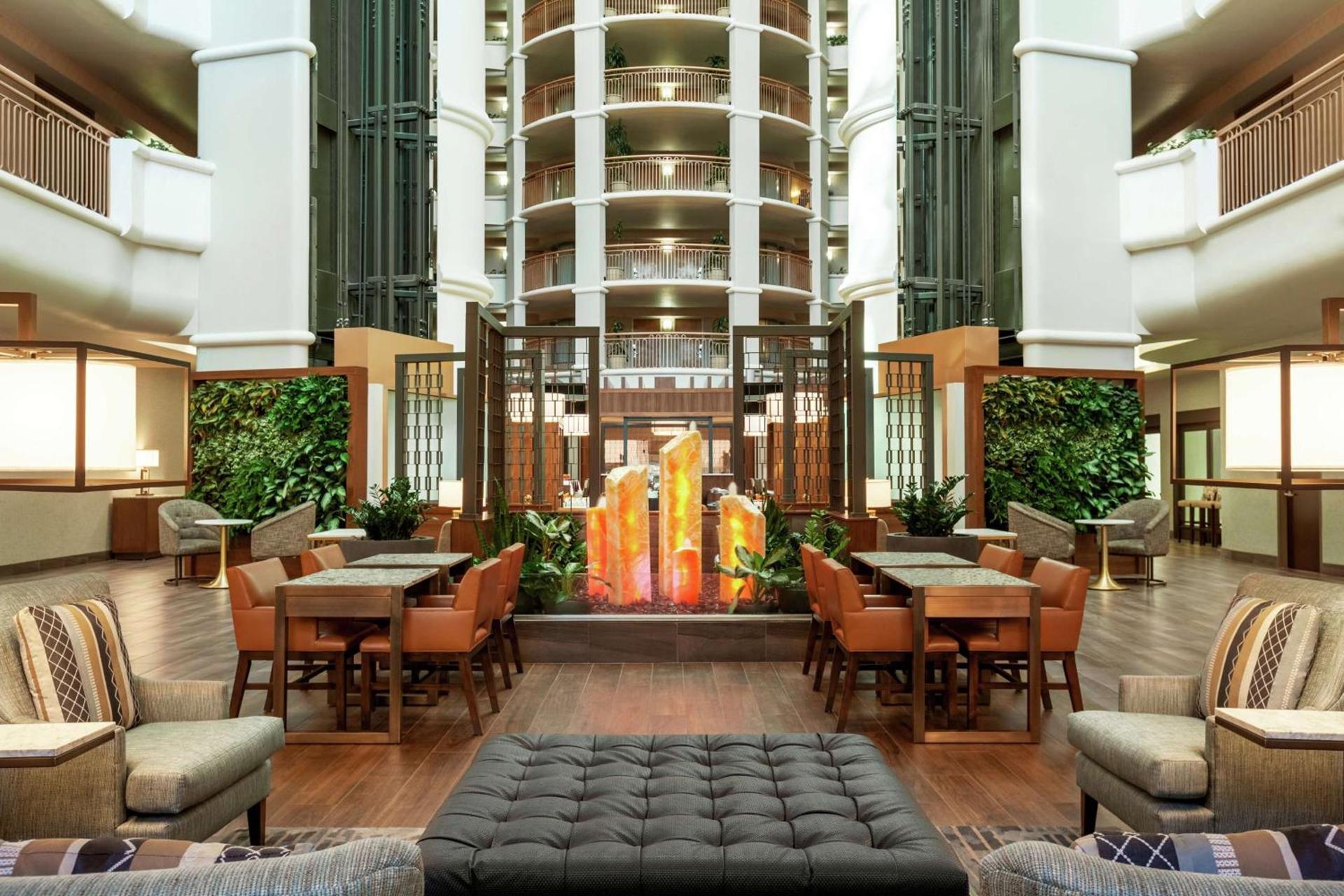 Embassy Suites by Hilton Convention Center Las Vegas photo 3