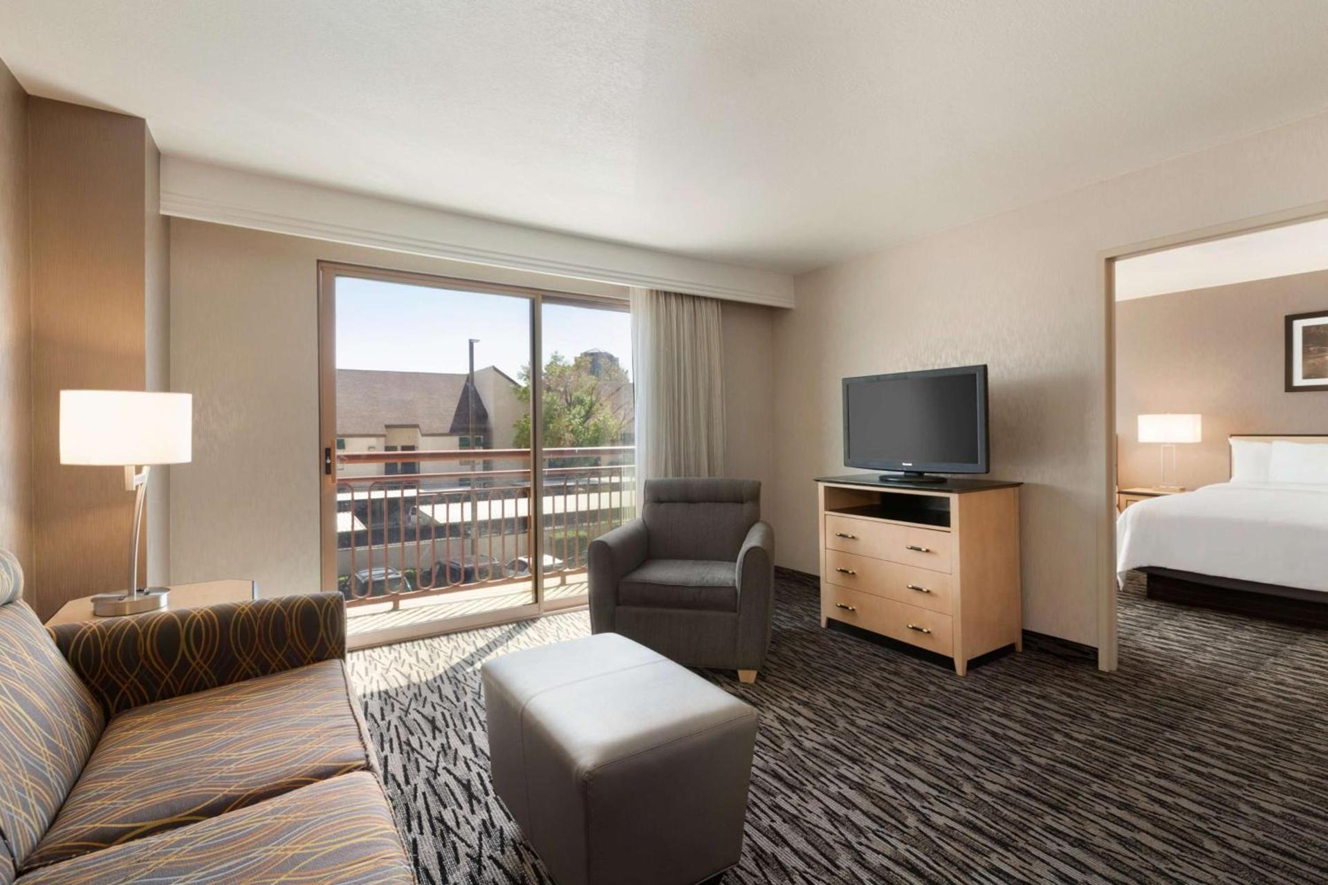 Embassy Suites by Hilton Convention Center Las Vegas photo 70