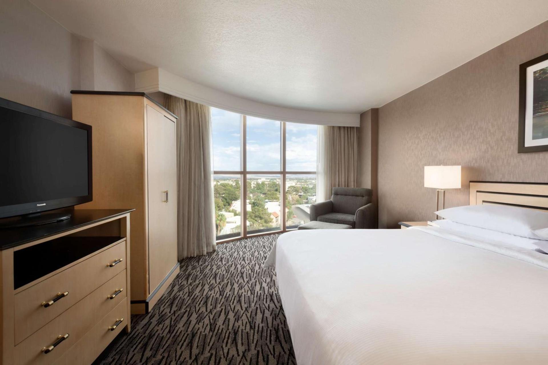 Embassy Suites by Hilton Convention Center Las Vegas photo 74