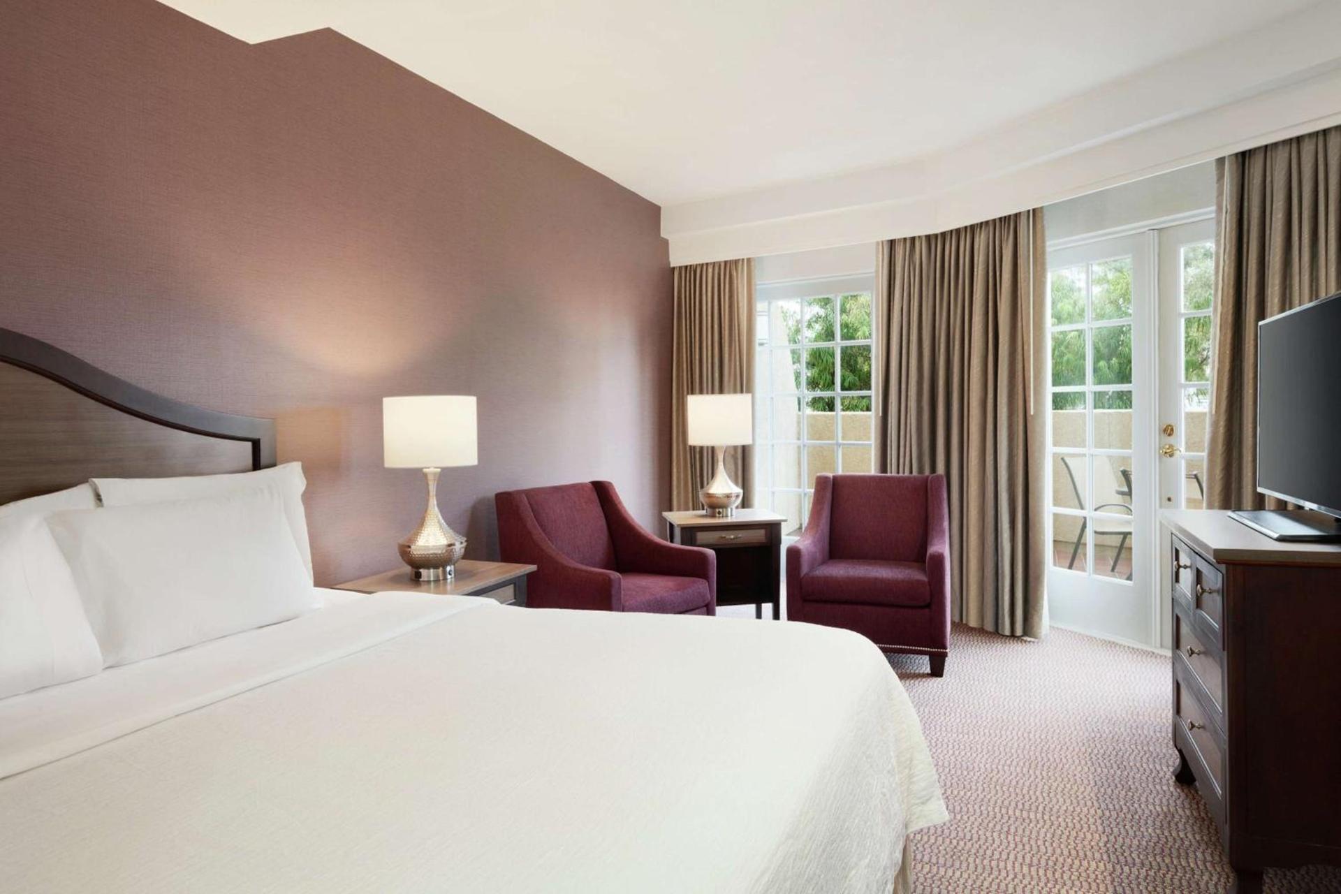 Embassy Suites by Hilton Temecula Valley Wine Country photo 15