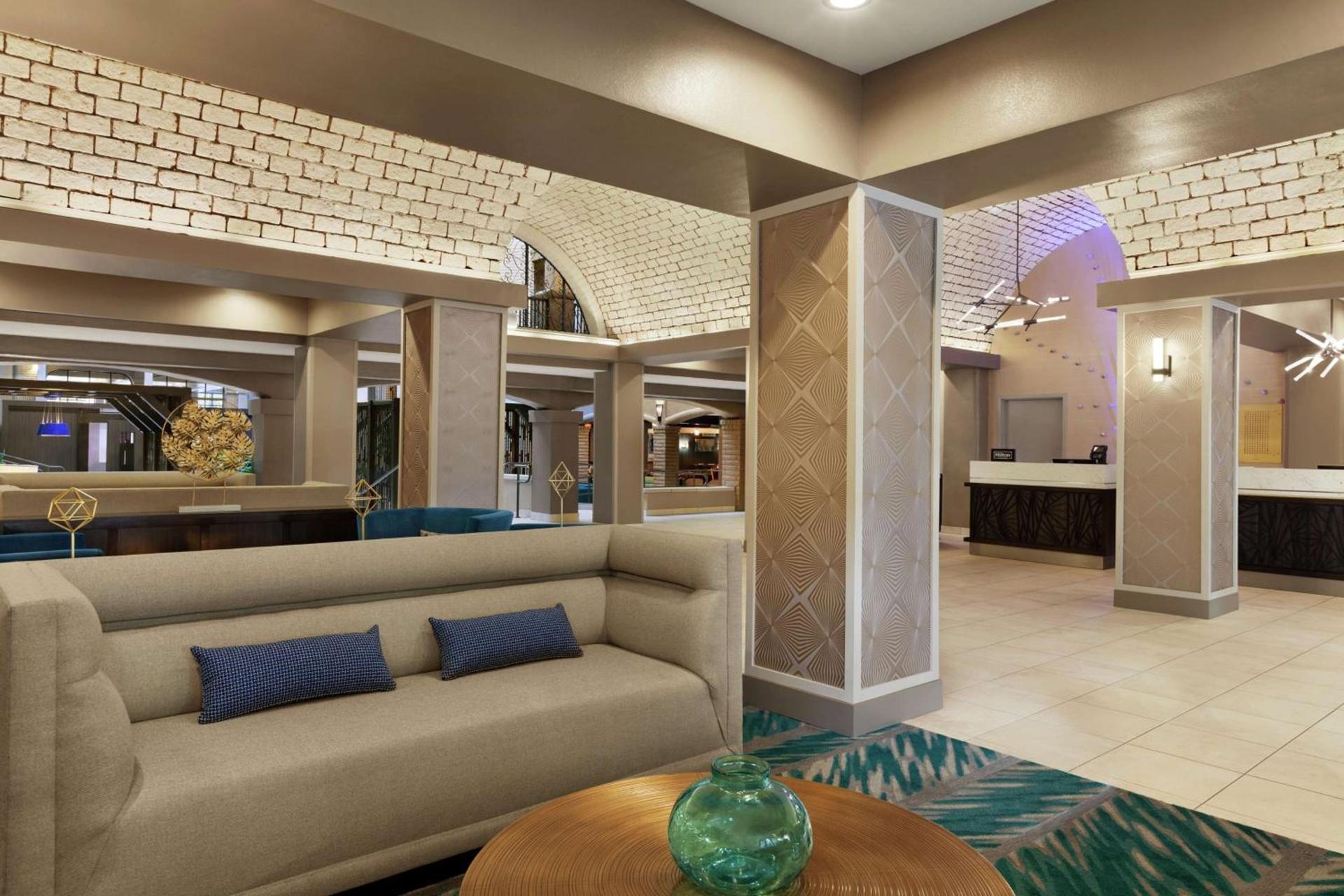 Embassy Suites by Hilton Arcadia-Pasadena Area photo 5