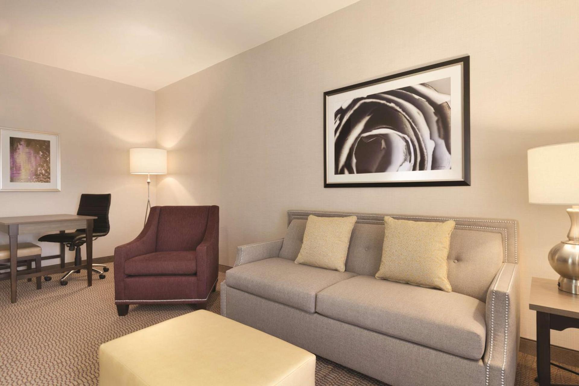 Embassy Suites by Hilton Temecula Valley Wine Country photo 26