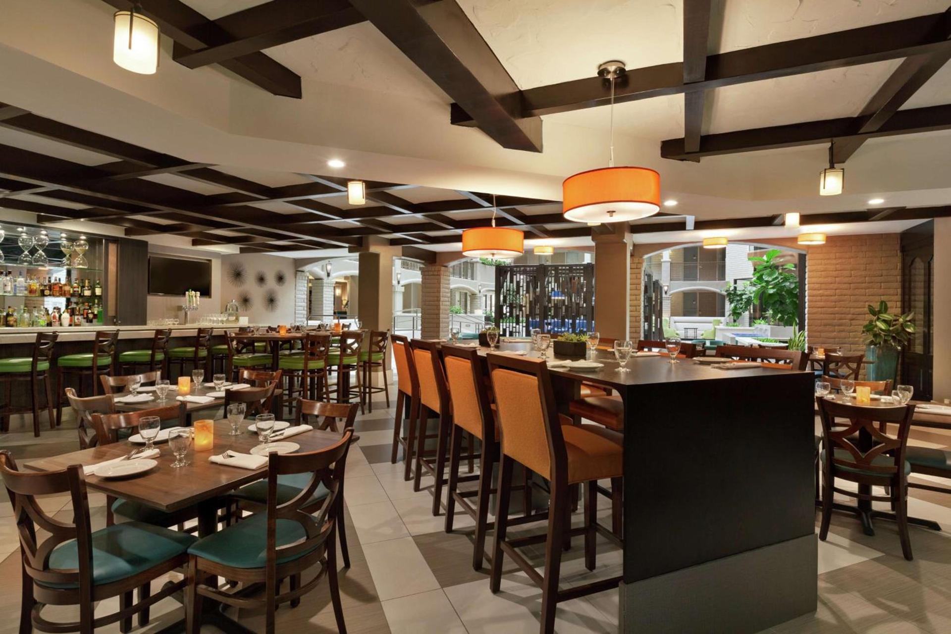 Embassy Suites by Hilton Arcadia-Pasadena Area photo 11