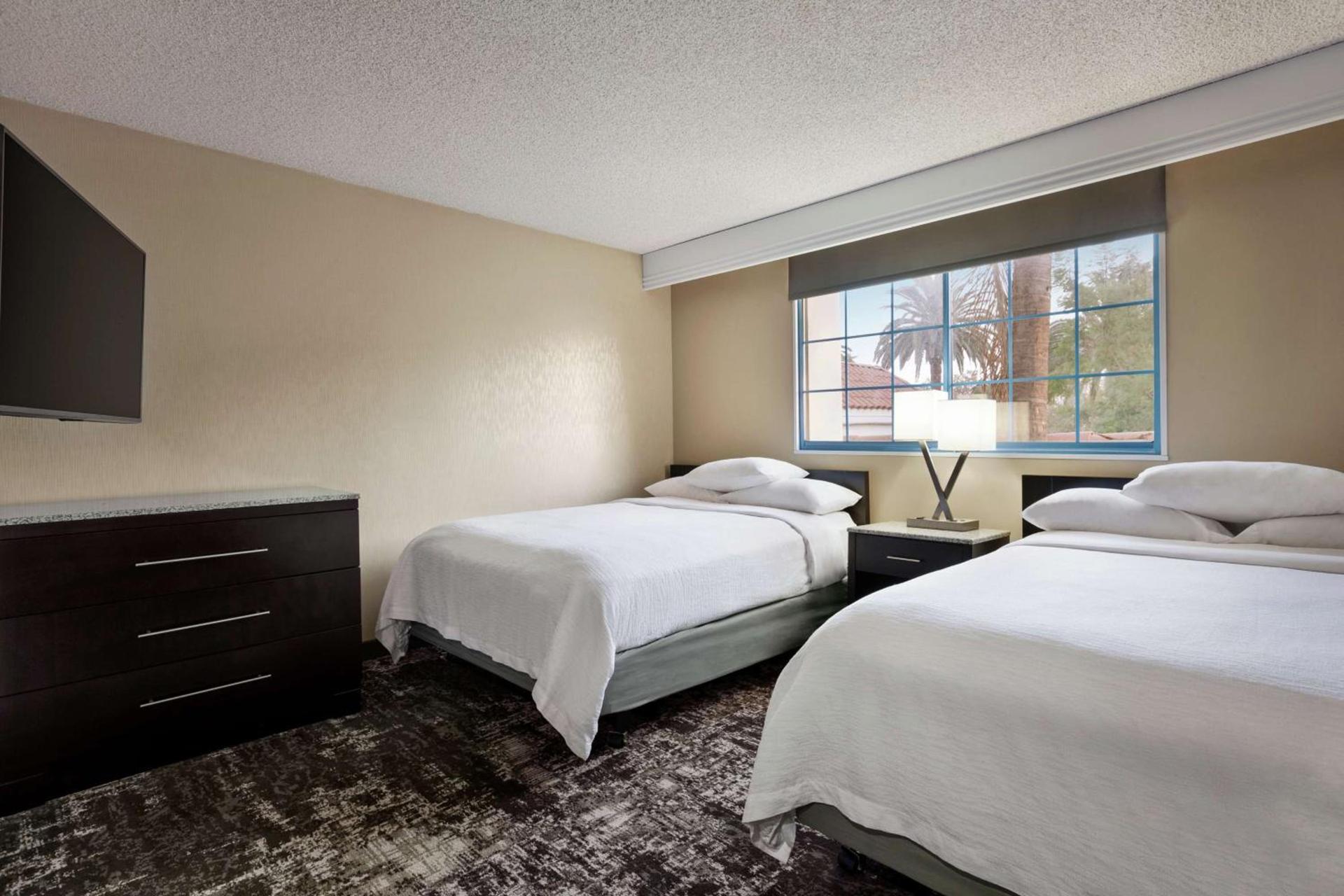 Embassy Suites by Hilton Arcadia-Pasadena Area photo 16