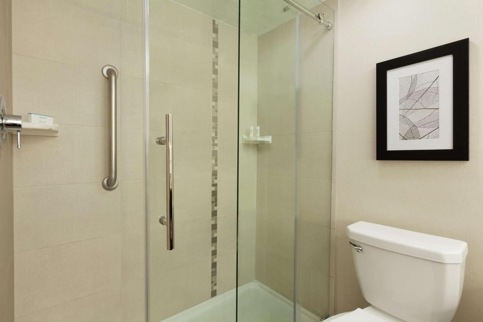 Embassy Suites by Hilton Arcadia-Pasadena Area photo 23
