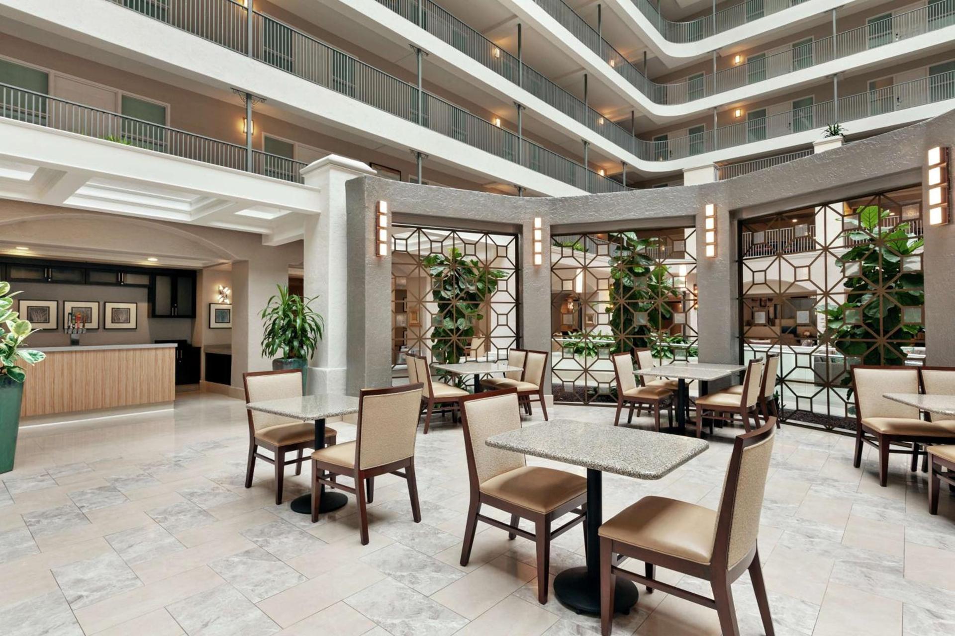 Embassy Suites by Hilton Santa Ana Orange County Airport photo 9