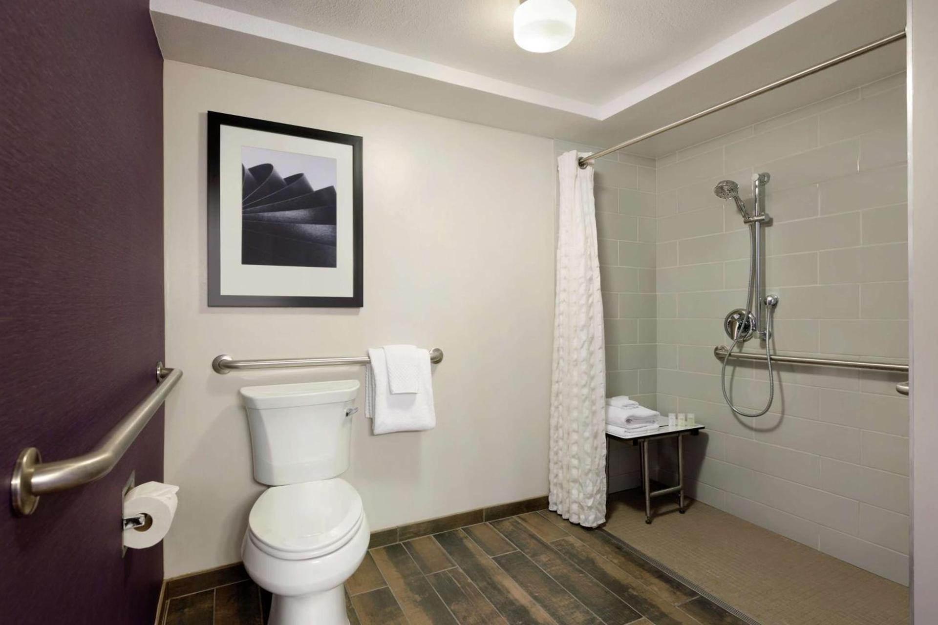 Embassy Suites by Hilton Santa Ana Orange County Airport photo 24