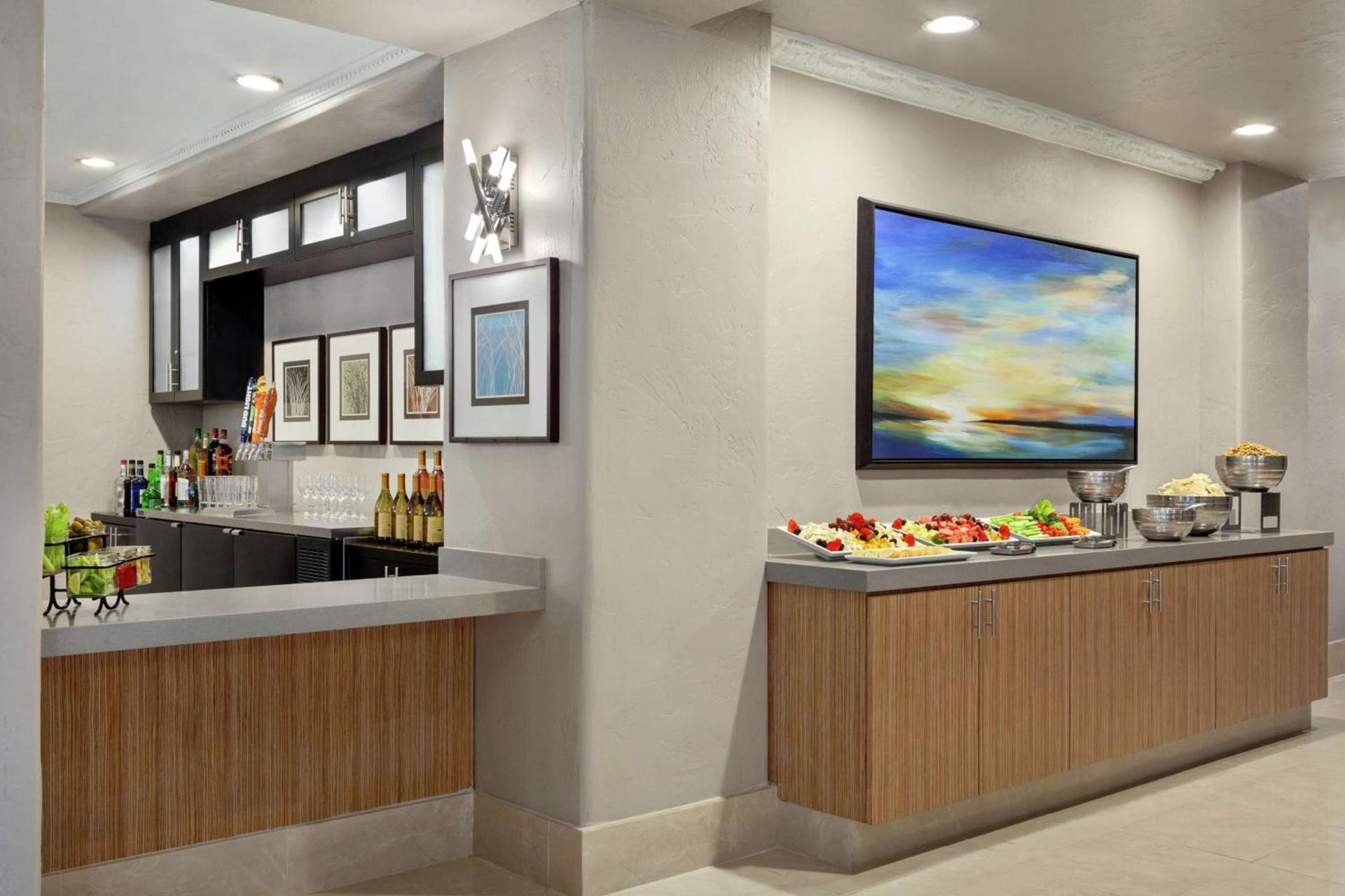Embassy Suites by Hilton Santa Ana Orange County Airport photo 41