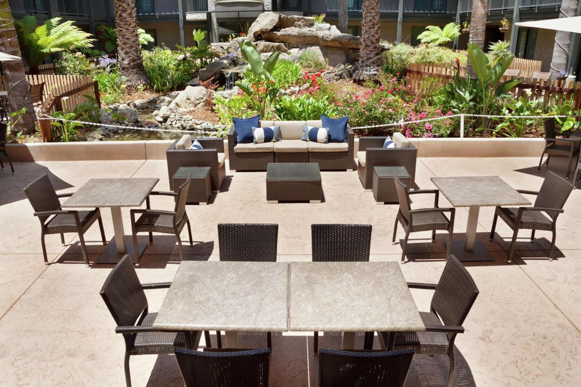 Embassy Suites by Hilton Lompoc Central Coast photo 3