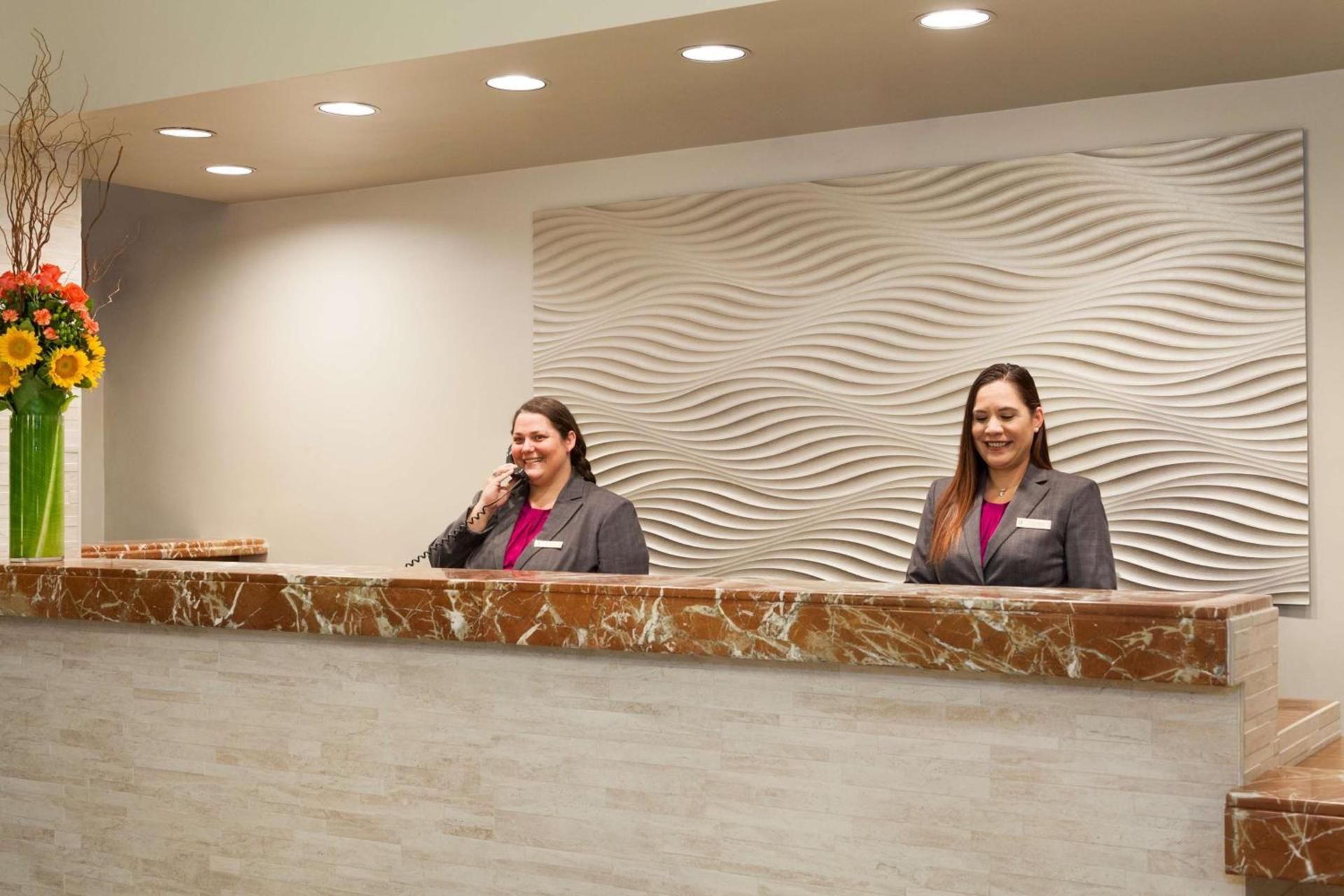 Embassy Suites by Hilton Lompoc Central Coast photo 5